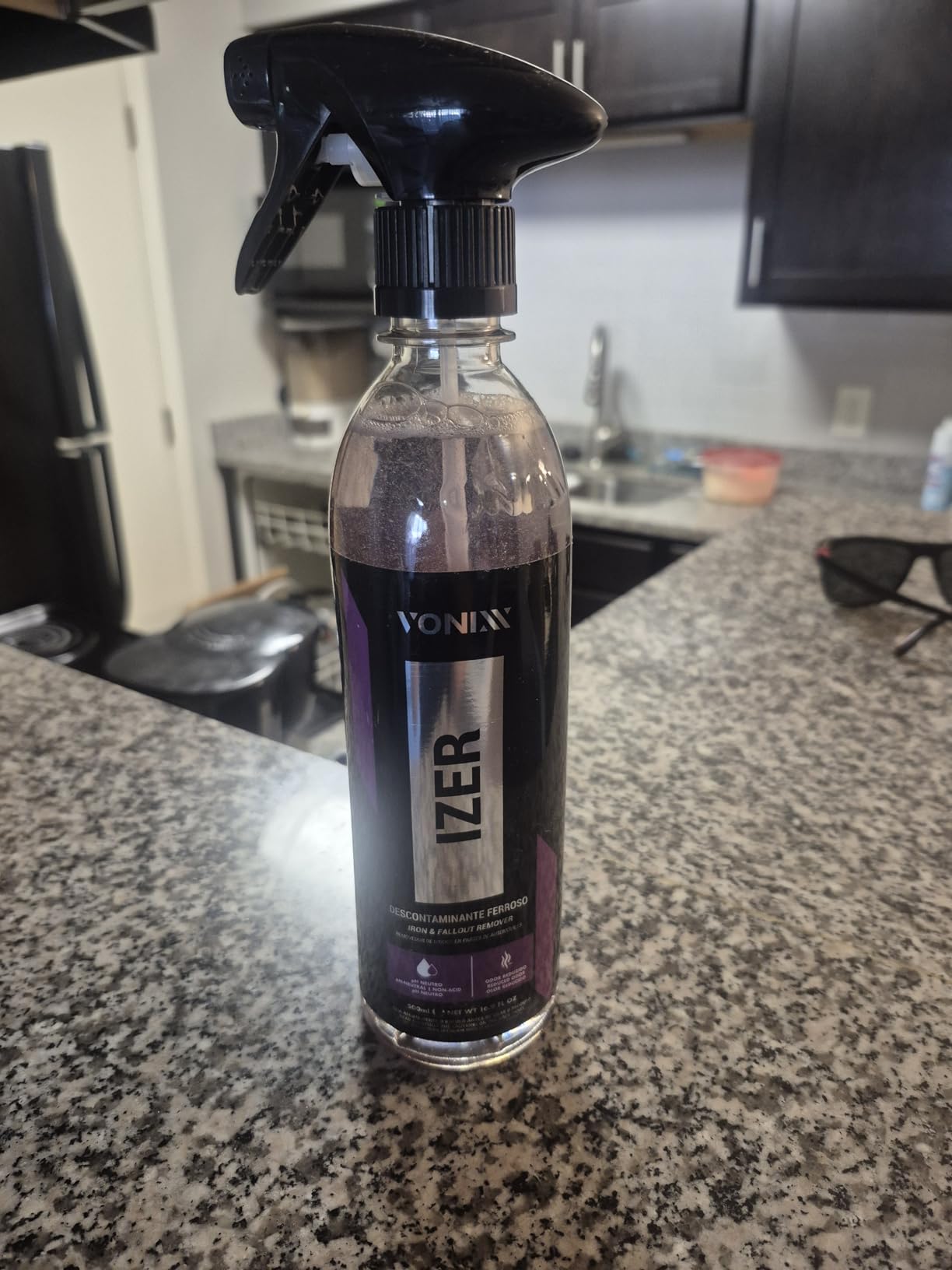 Vonixx Izer Iron Remover Spray | pH-Neutral, Non-Acidic Formula | Easy Application | Reduced Odor Formula | Keep Your Vehicle Looking Like New | Car detailing supplies | 16.9 fl oz (500 ml) customer photo 1