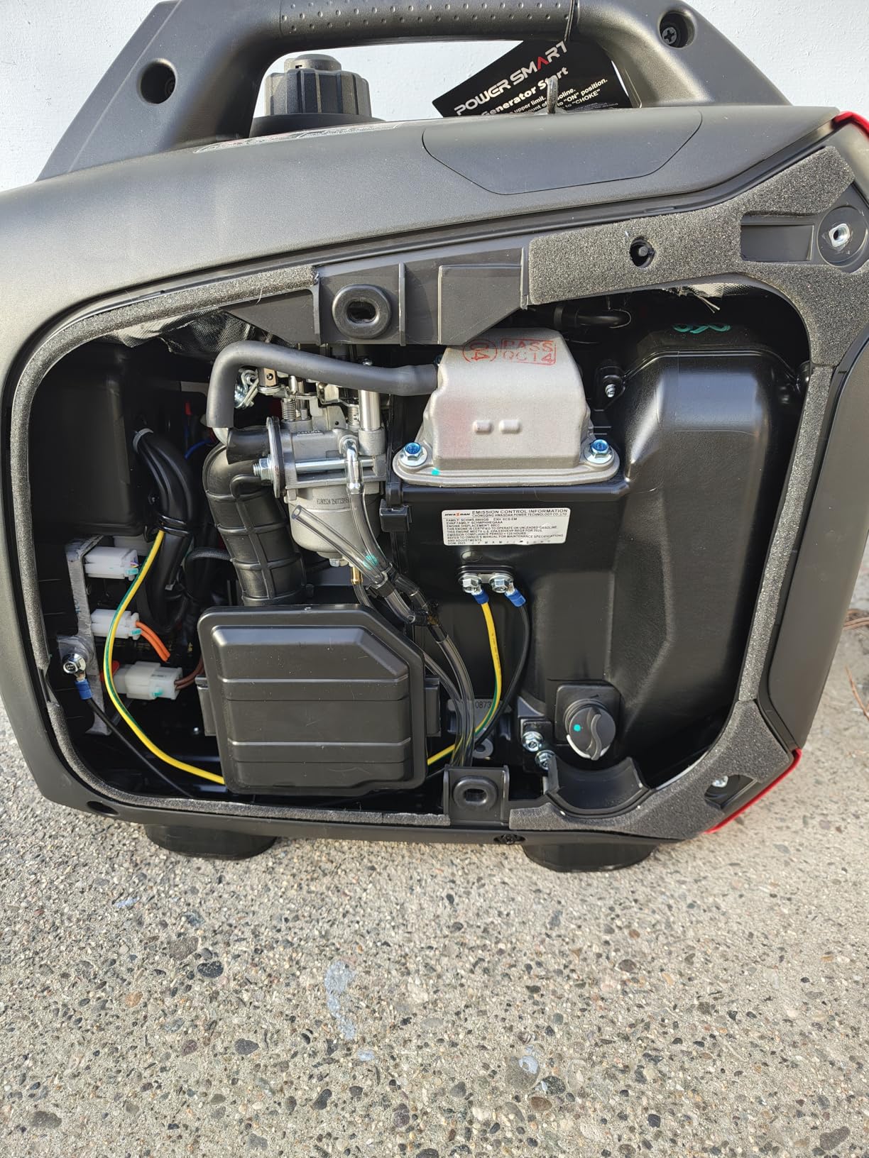 PowerSmart 2500 Watt Portable Inverter Generator, 79.8cc Gas Powered Engine with 5.5H Long Runtime, Ultra Quiet Small Generator for Camping, RV, Home Power Outage and Outdoor Emergency customer photo 1