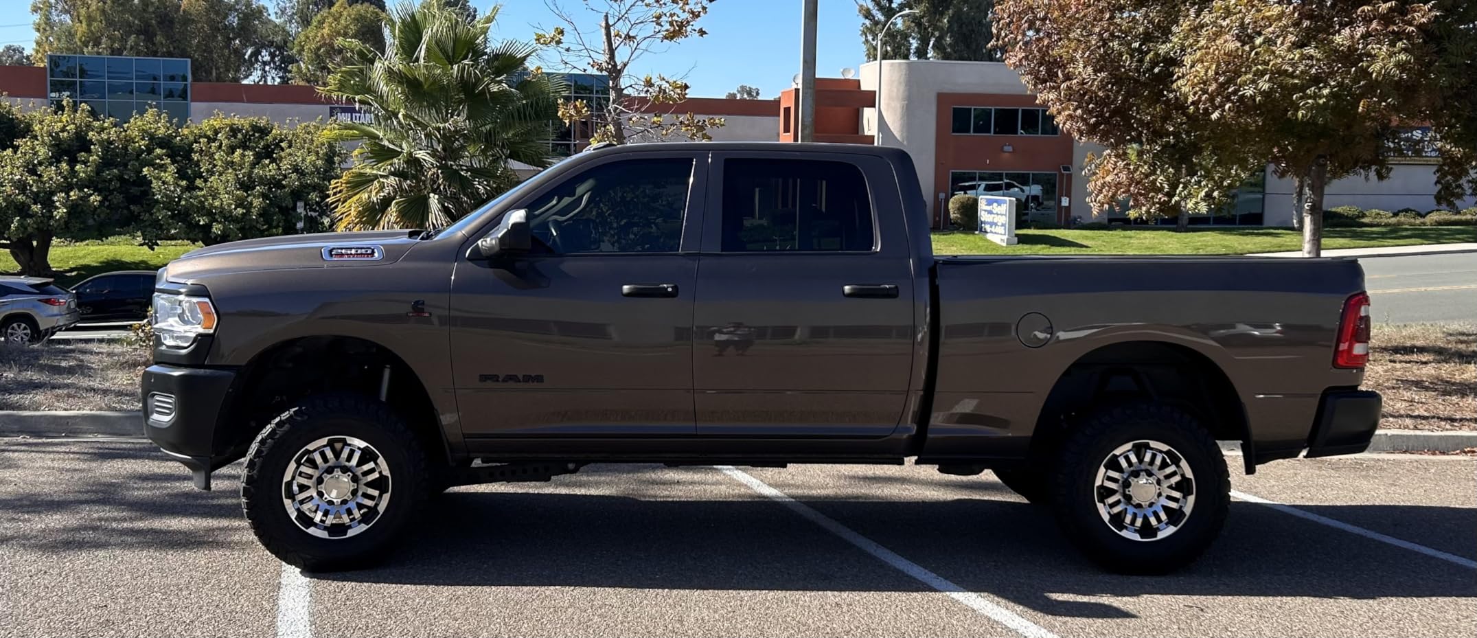 Richeer 2 inch Leveling Lift Kit Compatible with 2006-2026 Ram 1500 4WD,2005-2011 Dakota 2WD/4WD,2006-2009 Raider 2WD/4WD Forged Front Strut Spacers Raise the Front of your Pickup by 2