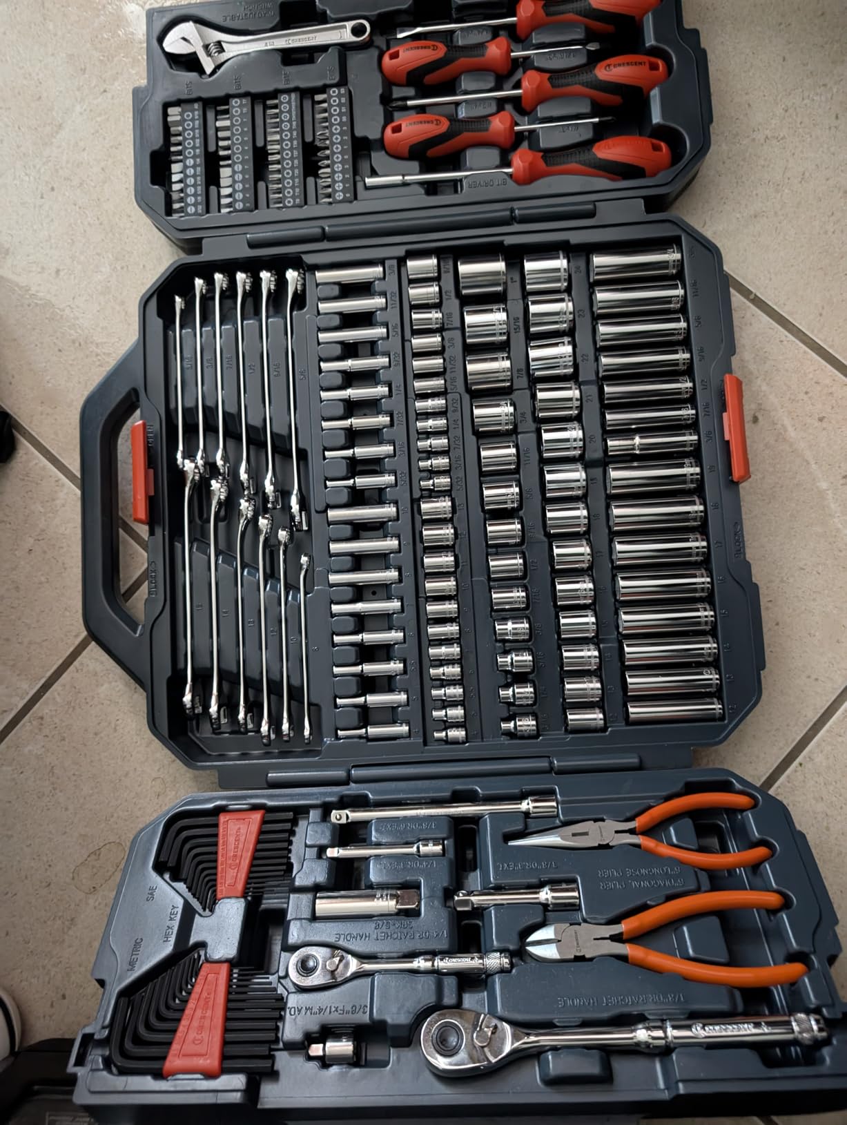 Crescent 180 Piece Professional Tool Set in Tool Storage Case - CTK180 customer photo 1
