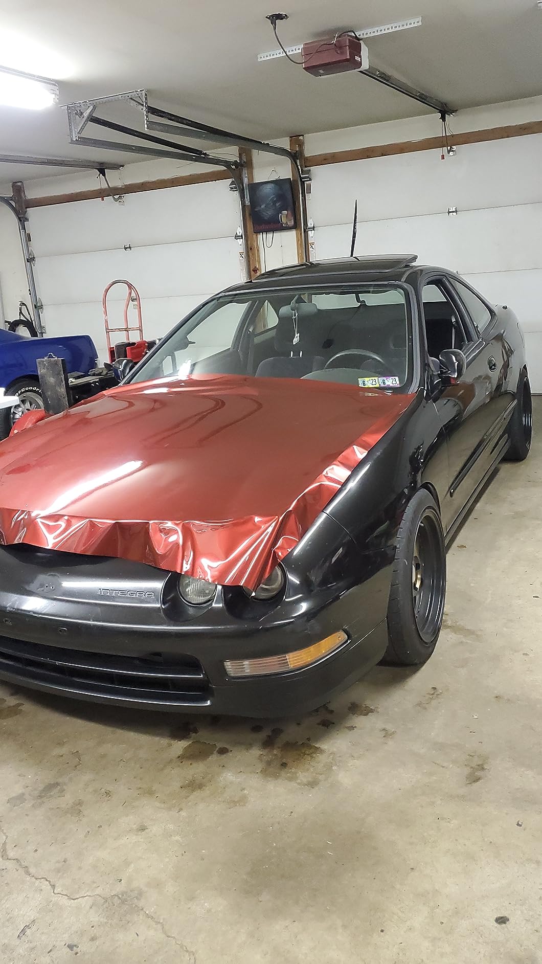 Pro Vinyl Wraps Applicator Tool Kit Window Tint Film Car Wrapping Tools Includes Felt Squeegees, Plastic Scraper, Wrap Knife and Blades, Magnetic Holders, Cleaning Cloth, Gloves and Finger Sleeve customer photo 2