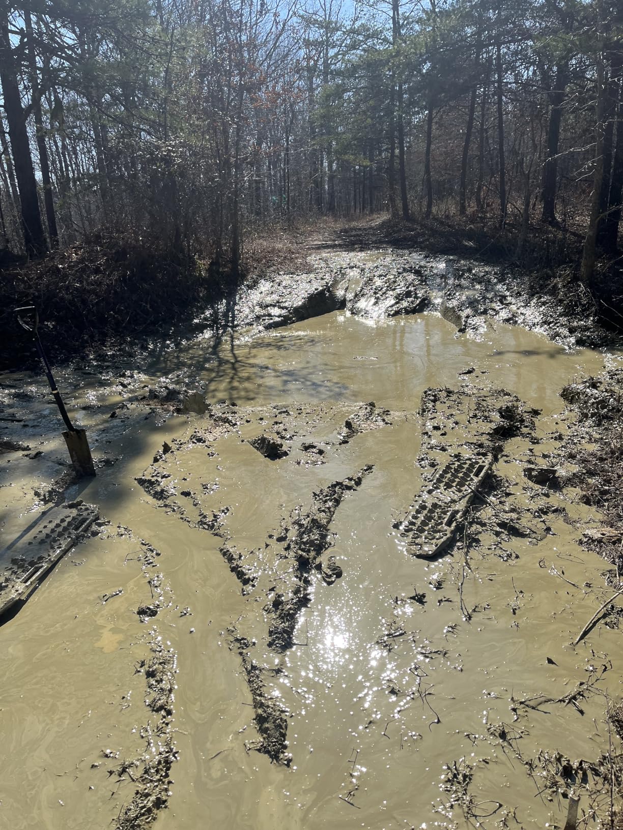 BUNKER INDUST Off-Road Traction Boards with Jack Base, Pair Recovery Track 4X4 Jeep Truck Emergency Tire Traction Mat with Bag - Sand, Mud, Snow Tracks Black Traction Pad (Gen 7th) customer photo 2