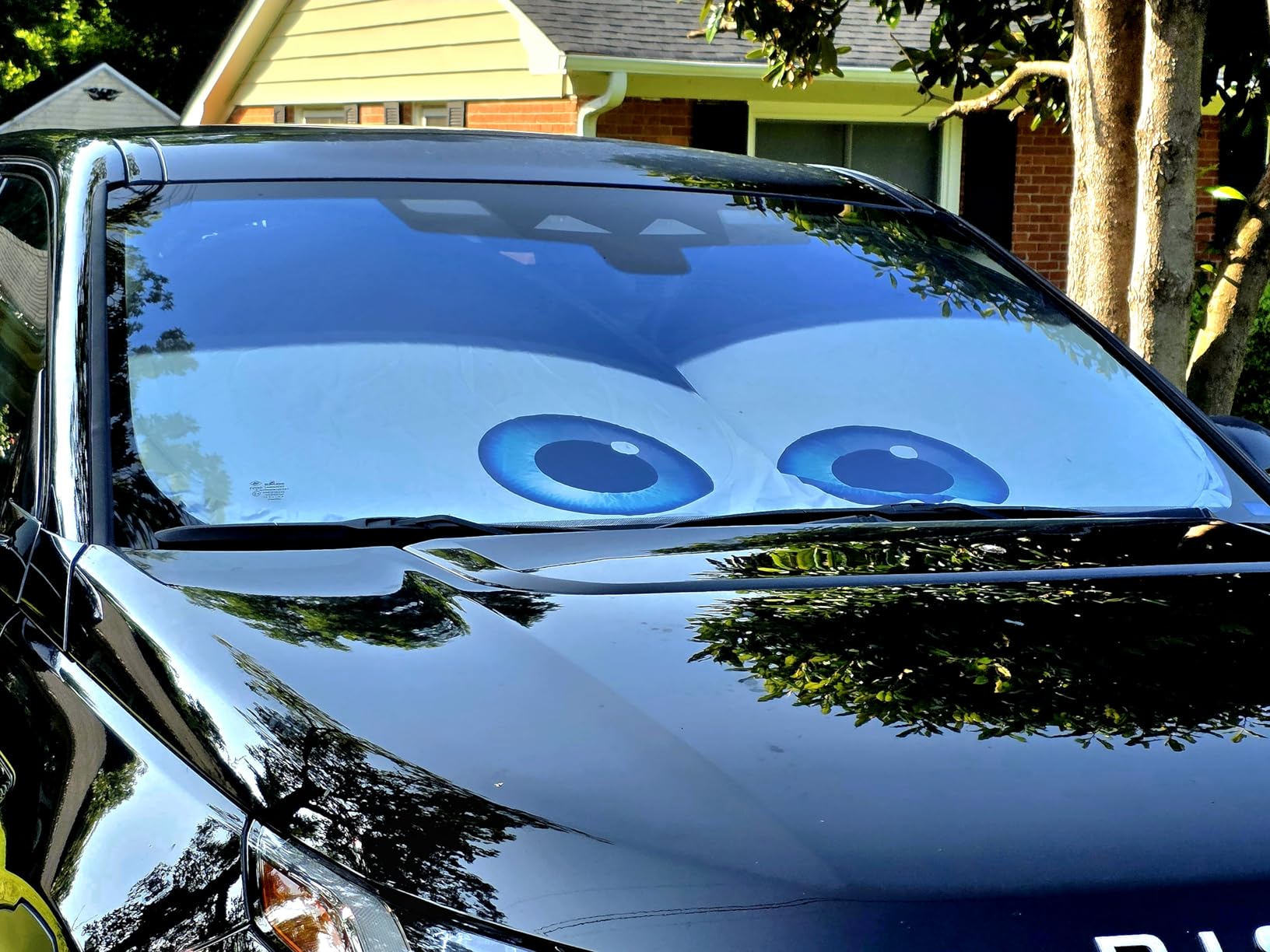 Gven Windshield Sun Shade Universal Fit for Car Window Sunshades Cover Automotive Interior Sun Protector Accessories for Compact& Midsize Sedan,Com& Subcompact SUV,Small Pickup,Wagon (Black, S) customer photo 2