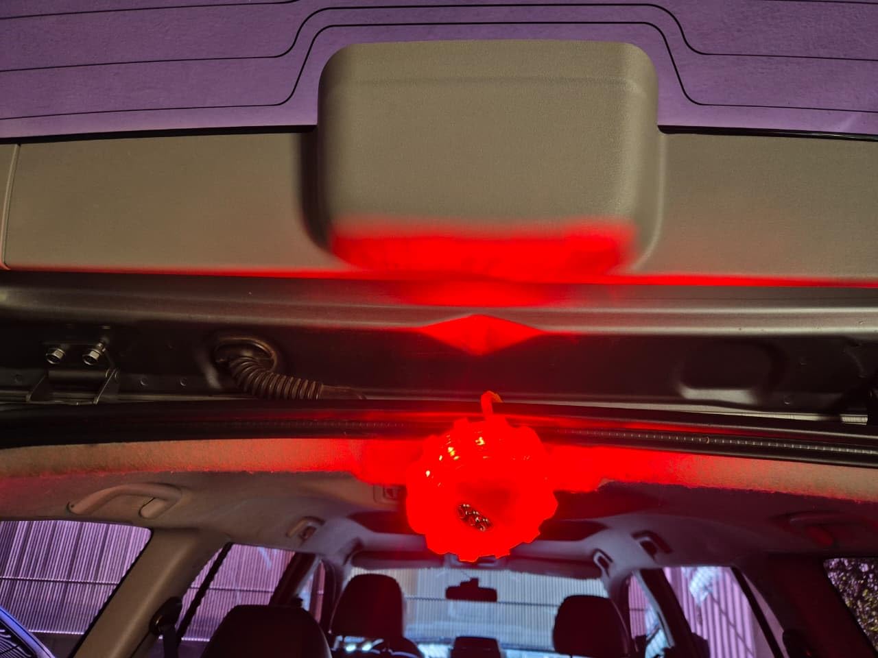 USB Rechargeable LED Road Flares Emergency Lights-Roadside Warning Car Safety Beacon Flashing Disc Flare Kit with Magnetic Base for Vehicles & Boat | 3 Beacon Disc Pack customer photo 1