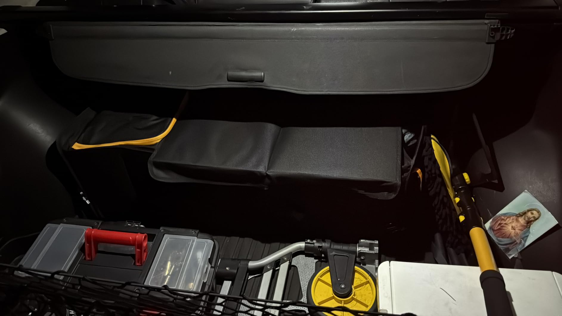 HEYTRIP Large Trunk Organizer With Built-in Leakproof Cooler Bag, 2 Tie-Down Straps, 4 Removable Dividers, Foldable Cover, Built with 2mm PE Board customer photo 1