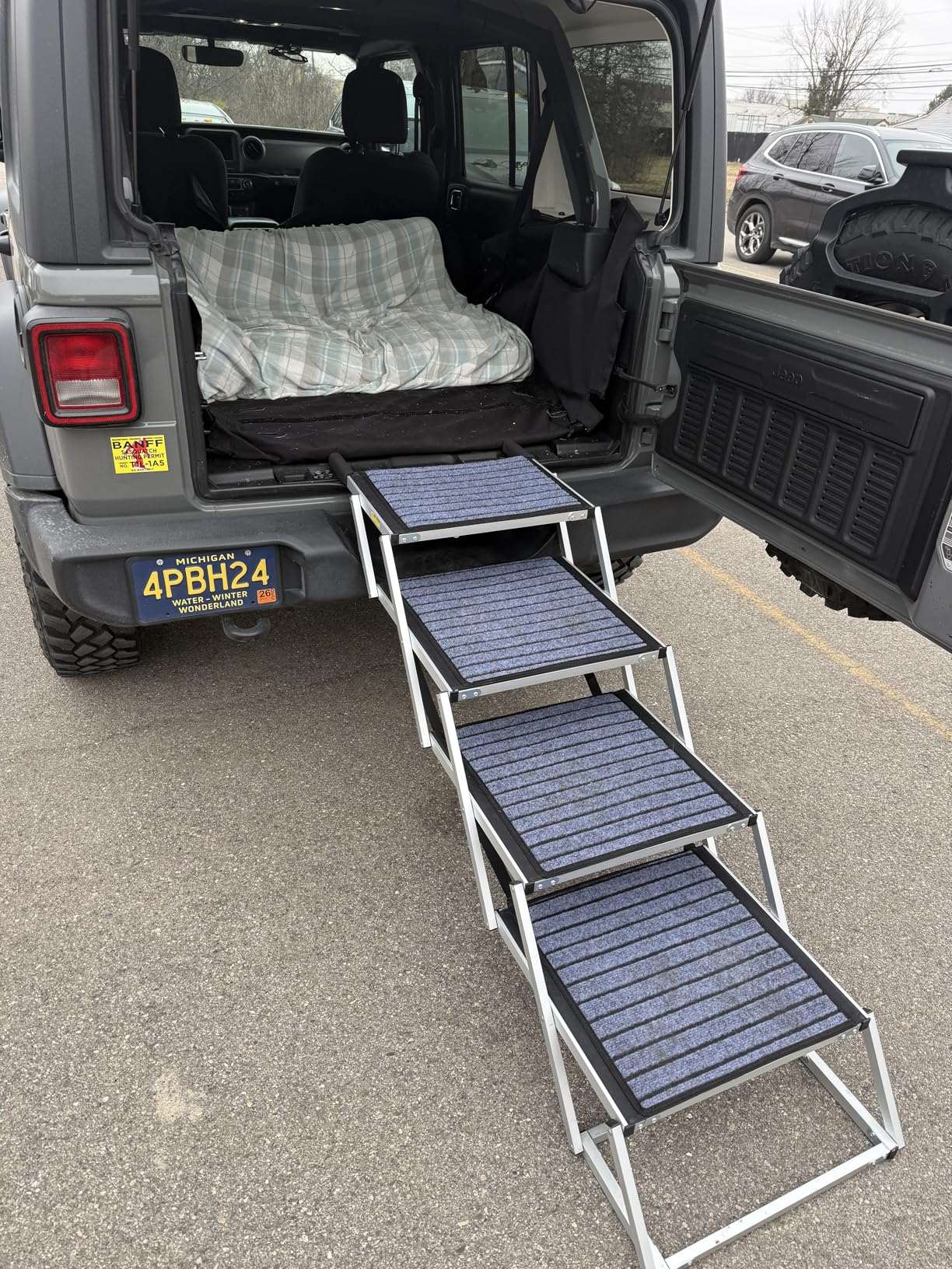 Dog Ramp for Car, Extra Wide Dog Stair for Large Dogs Car, Pet Steps Light Weight Aluminum Foldable Dog Steps for Cars and SUV,High Beds, Trucks, Supports up to 200 lbs (Extra Wide-4 Steps) customer photo 2