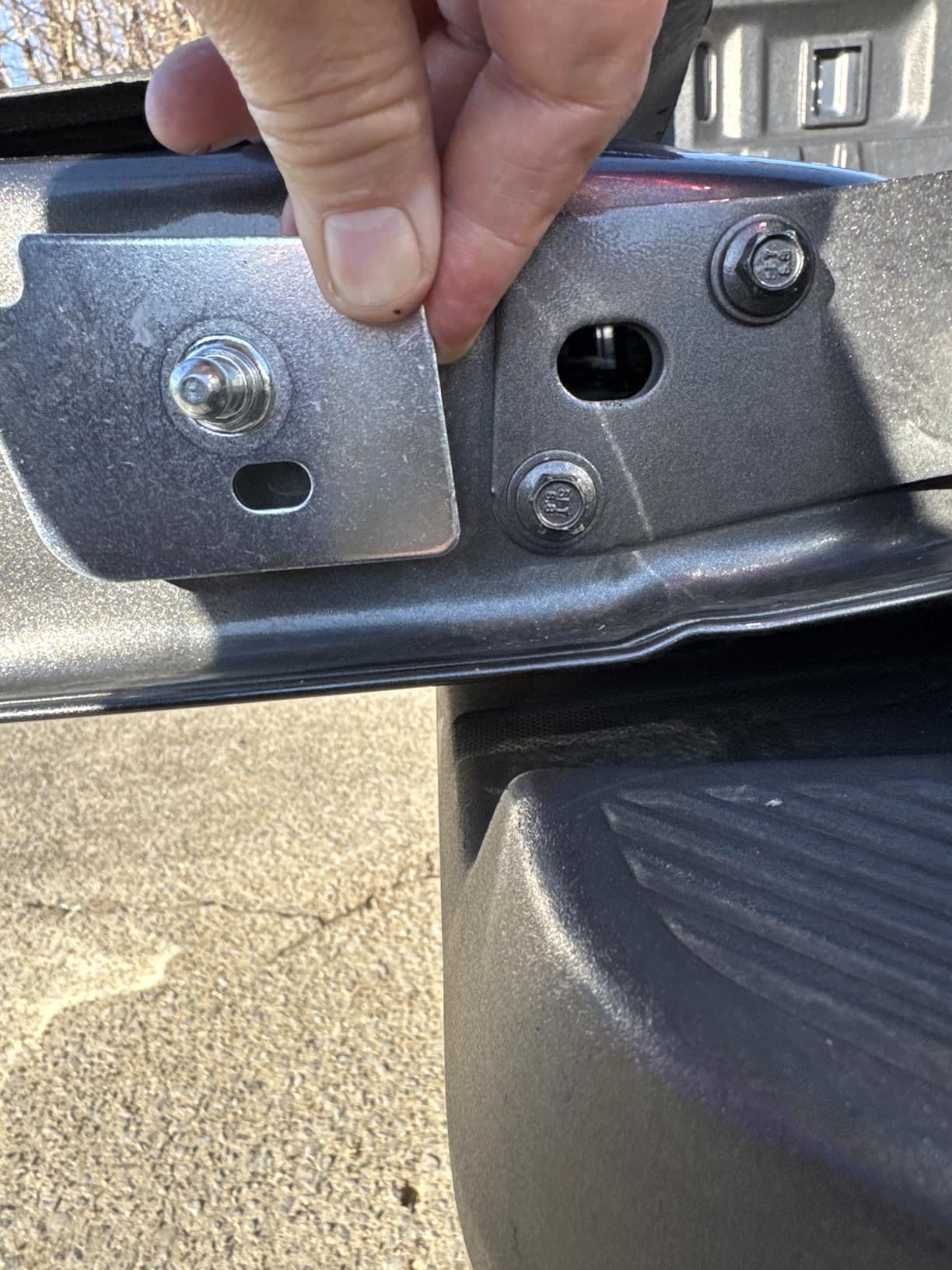 Orion Motor Tech Truck Tailgate Assist, Pickup Tailgate Lift Assist Kit Compatible with 1999 2000 2001 2002 2003 2004 2005 2006 Chevy Silverado GMC Sierra 1500 2500 3500 & 2007 Classic 1500 Models customer photo 1