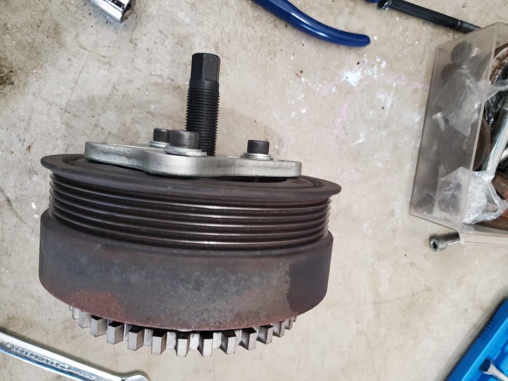 Orion Motor Tech Harmonic Balancer Puller Kit, Power Steering Pulley Puller Installer Tool Set, Automotive Steering Wheel Puller Tool Kit, Flange Type Gear and Crank Puller Set customer photo 2