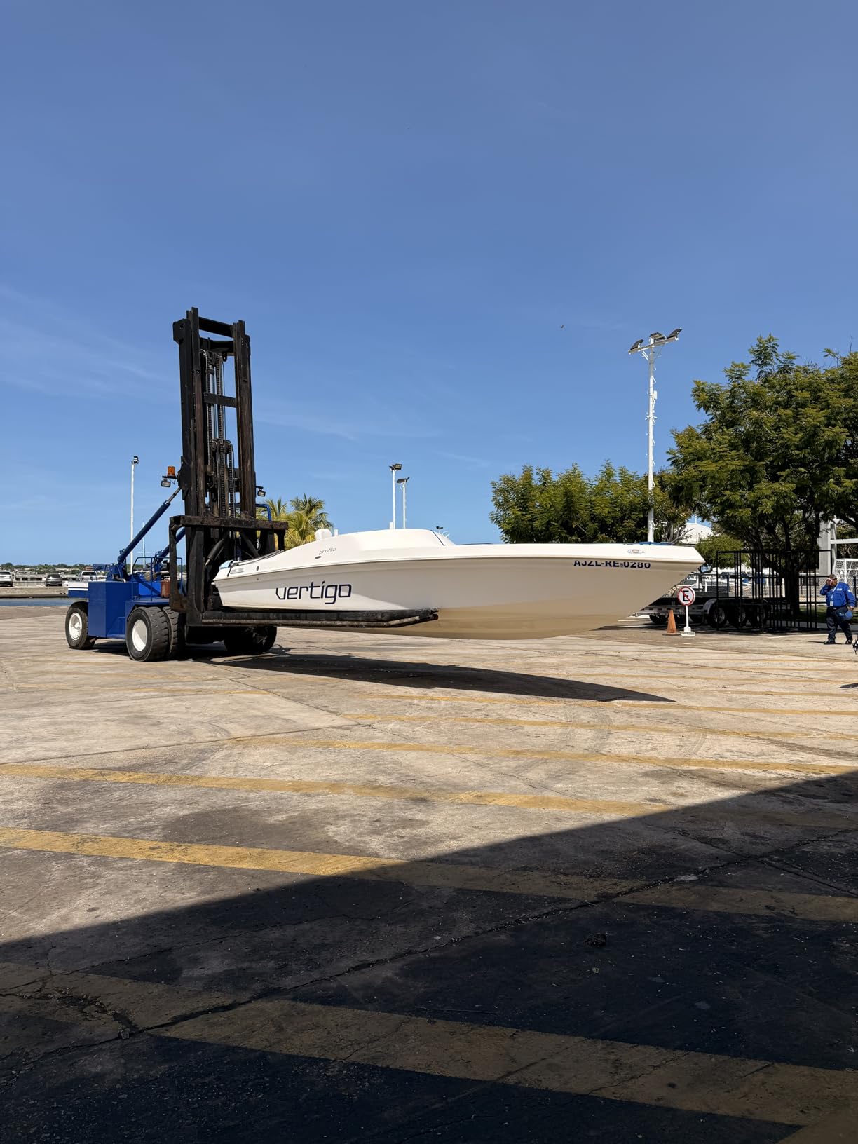 NOCO Genius GEN5X2: 2-Bank, 10A Onboard Battery Charger - 5A Per Bank, 12V Waterproof Marine Charger with Overcharge Protection & Temperature Compensation - for Lead-Acid & Lithium Batteries customer photo 1