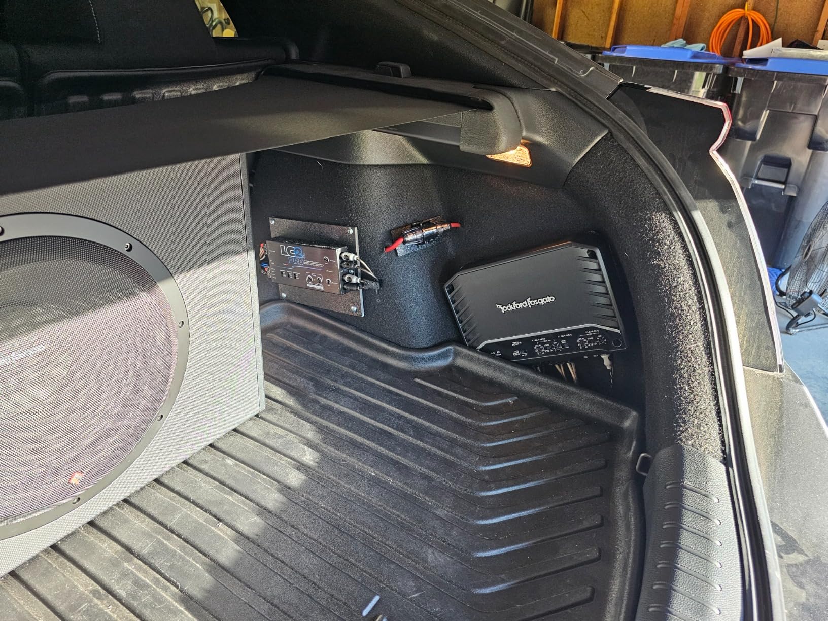 AudioControl LC2i PRO 2-Channel Active Line Output Converter with AccuBASS and ACR-1 Dash Remote Bass Knob Controller customer photo 1