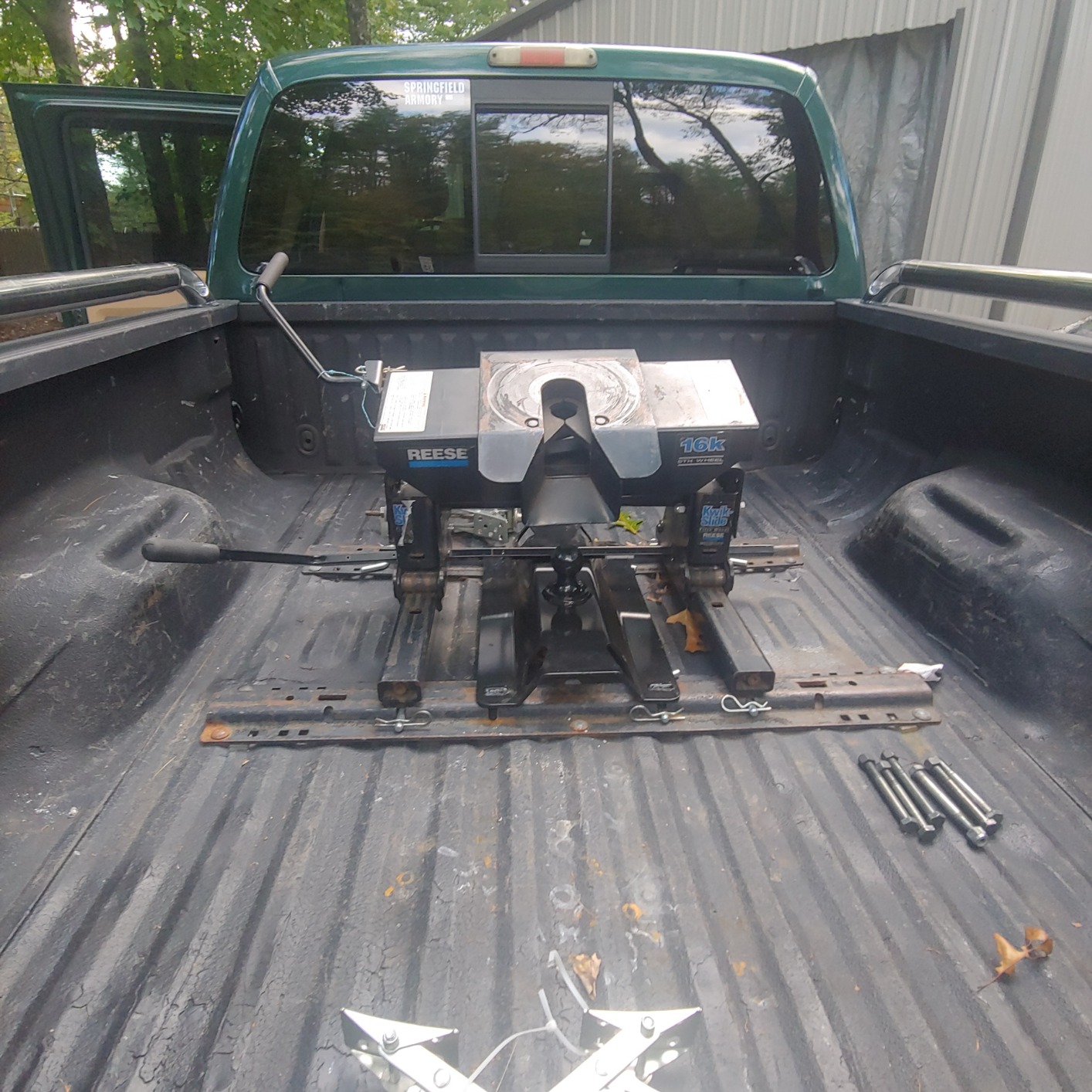 ECOTRIC Universal Fifth Wheel Gooseneck Hitch Adapter Plate for Pickup Truck Bed Standard 5th Fifth Wheel Rails 30,000 lbs 2-5/16-Inch Ball customer photo 2