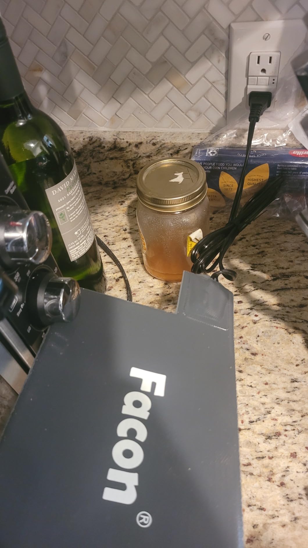 Facon 8-1/2'' x 5-1/2'' Silicone Battery Heater Pad with Thermostatically Controlled, Automotive Electric Silicone Battery Warmer Pad, 120V, 60Watts customer photo 1