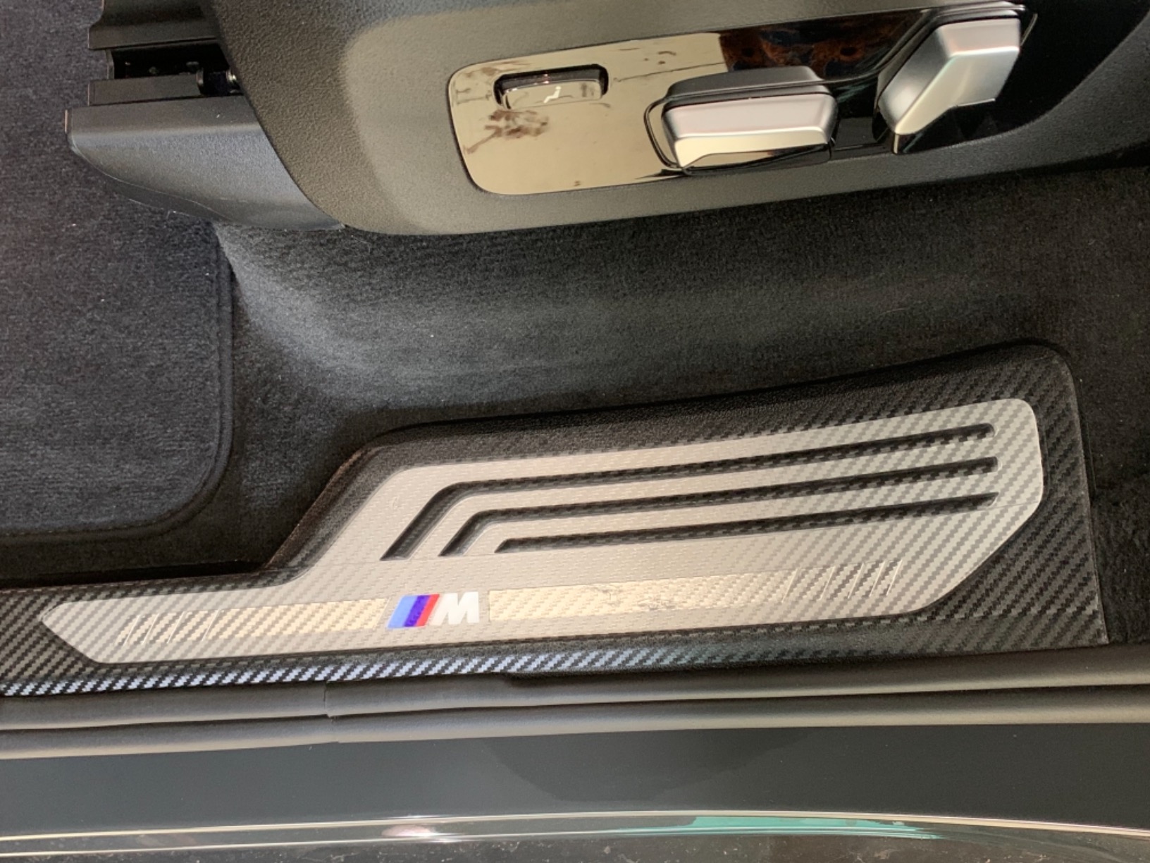 Storystore Car Door Edge Guards, 2.7In x 33Ft Door Sill Guard Protector, Anti-Scratch Adhesive Tape, Automotive Anti-Collision Strip for Car Door Edge/Front and Rear Bumper/Door Sill Protector customer photo 1