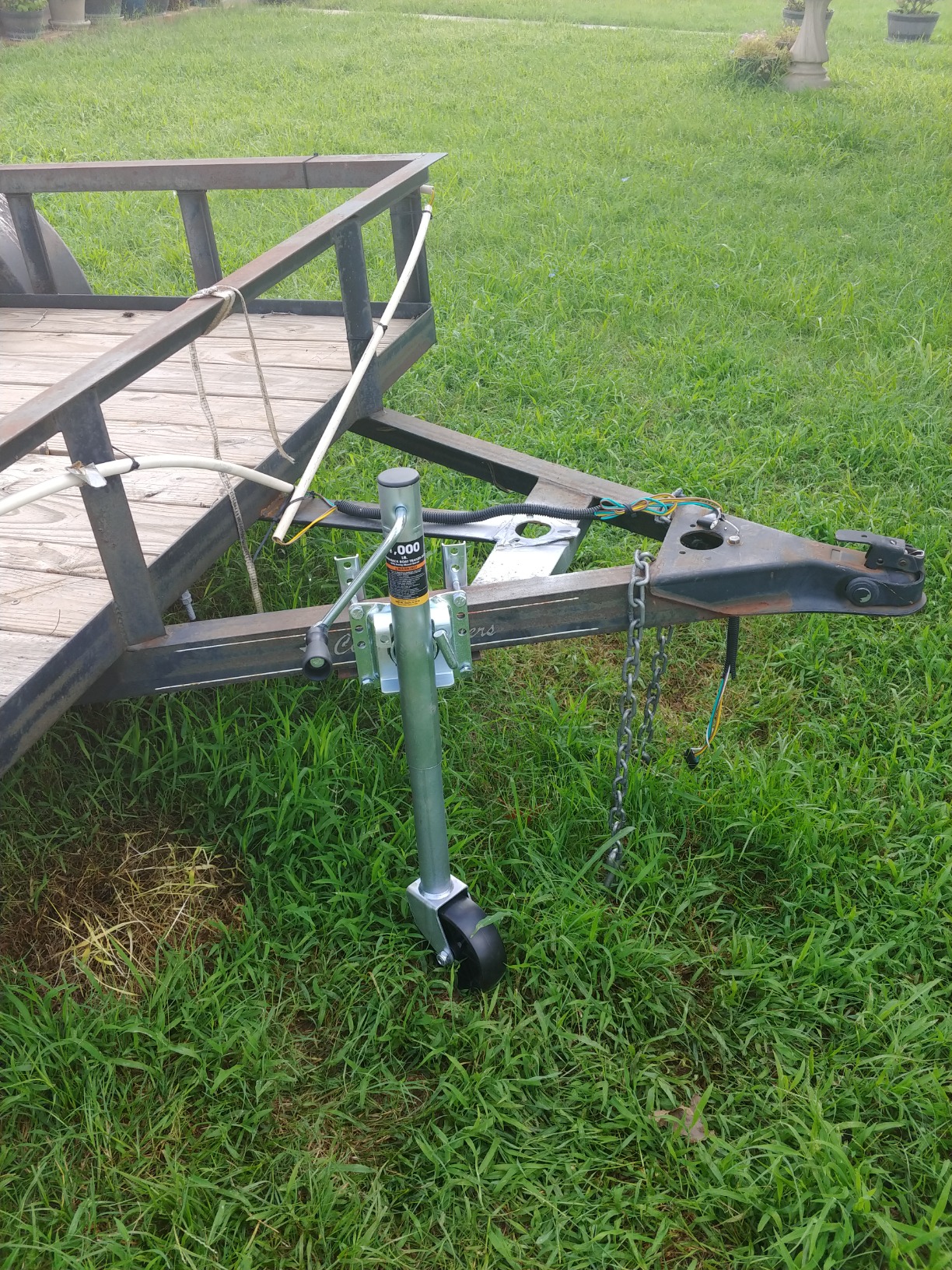 Big RED Boat Trailer Jack with 6-Inch Single Wheel,1000 Lbs Capacity Swing-Back Bolt-On Heavy Duty Swivel Trailer Jack,ATR39001R customer photo 1