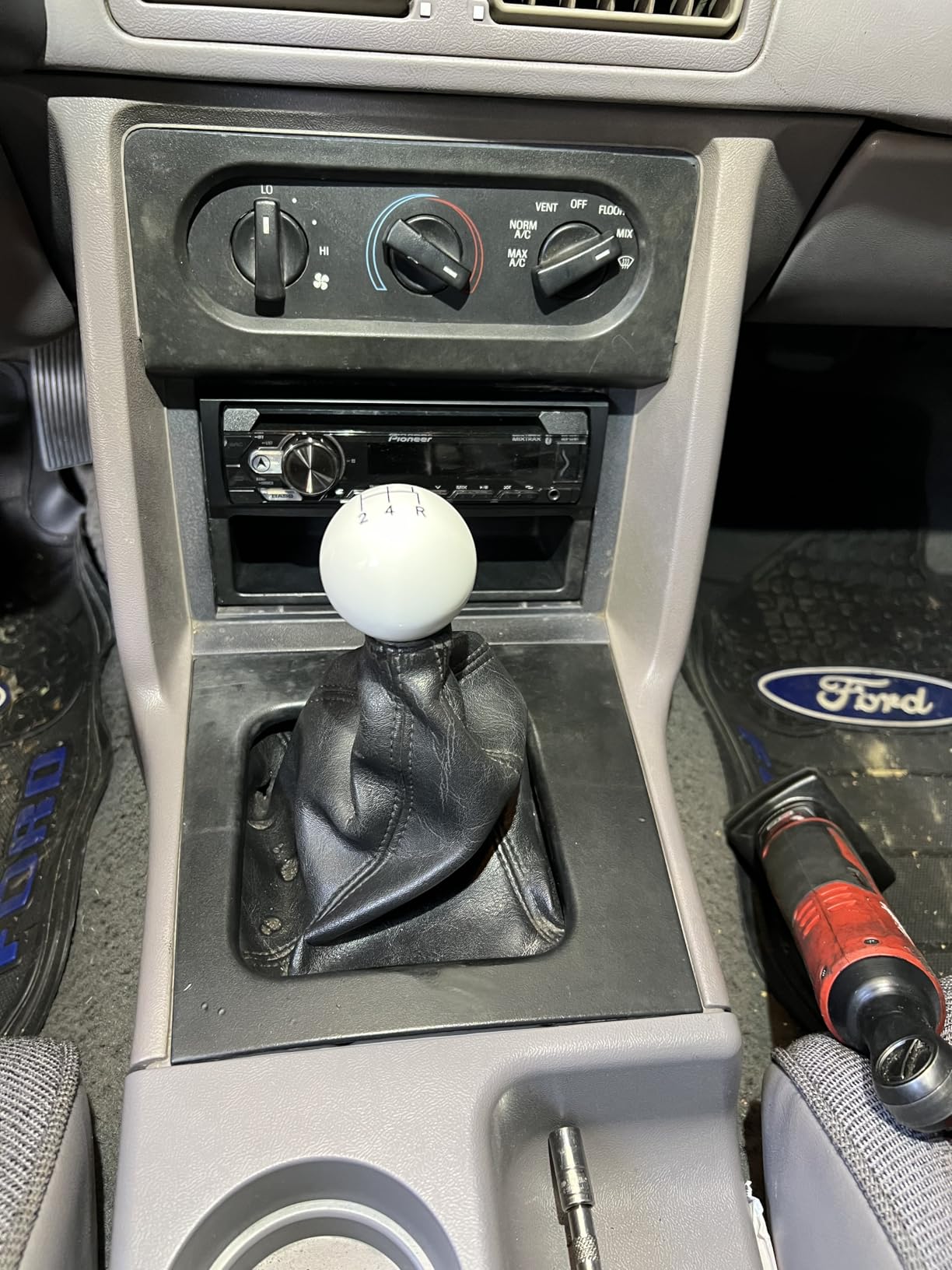 MAGQOO Racing Short Throw Quick Shifter Compatible with 83-04 Ford Mustang 83-88 Thunderbird T5 T45 /85-90 Cosworth T5 Black customer photo 2