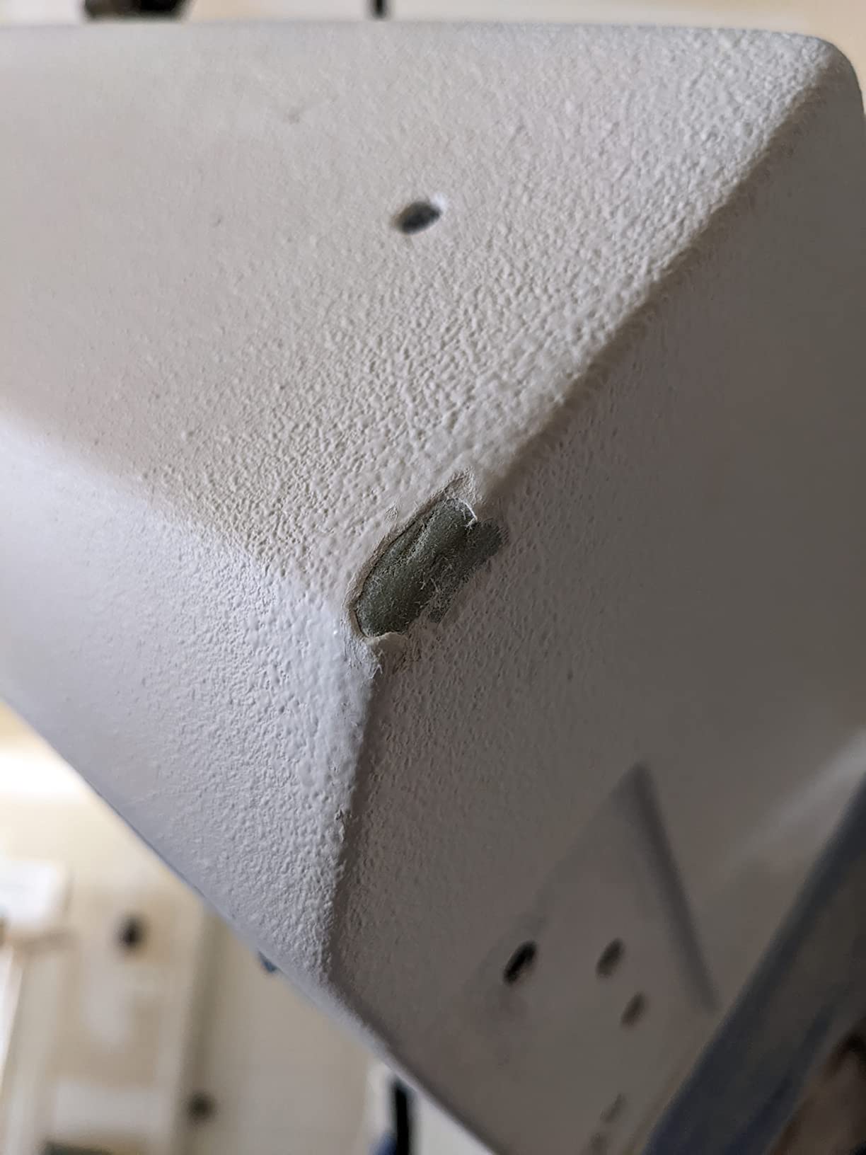 Iso/Npg Gel Coat White with Wax with MEKP Catalyst for Hardening, with 6 Color Tinting Pigments, Gel Coat Repair Kit for Boats, Fiberglass (1 Quart) customer photo 1