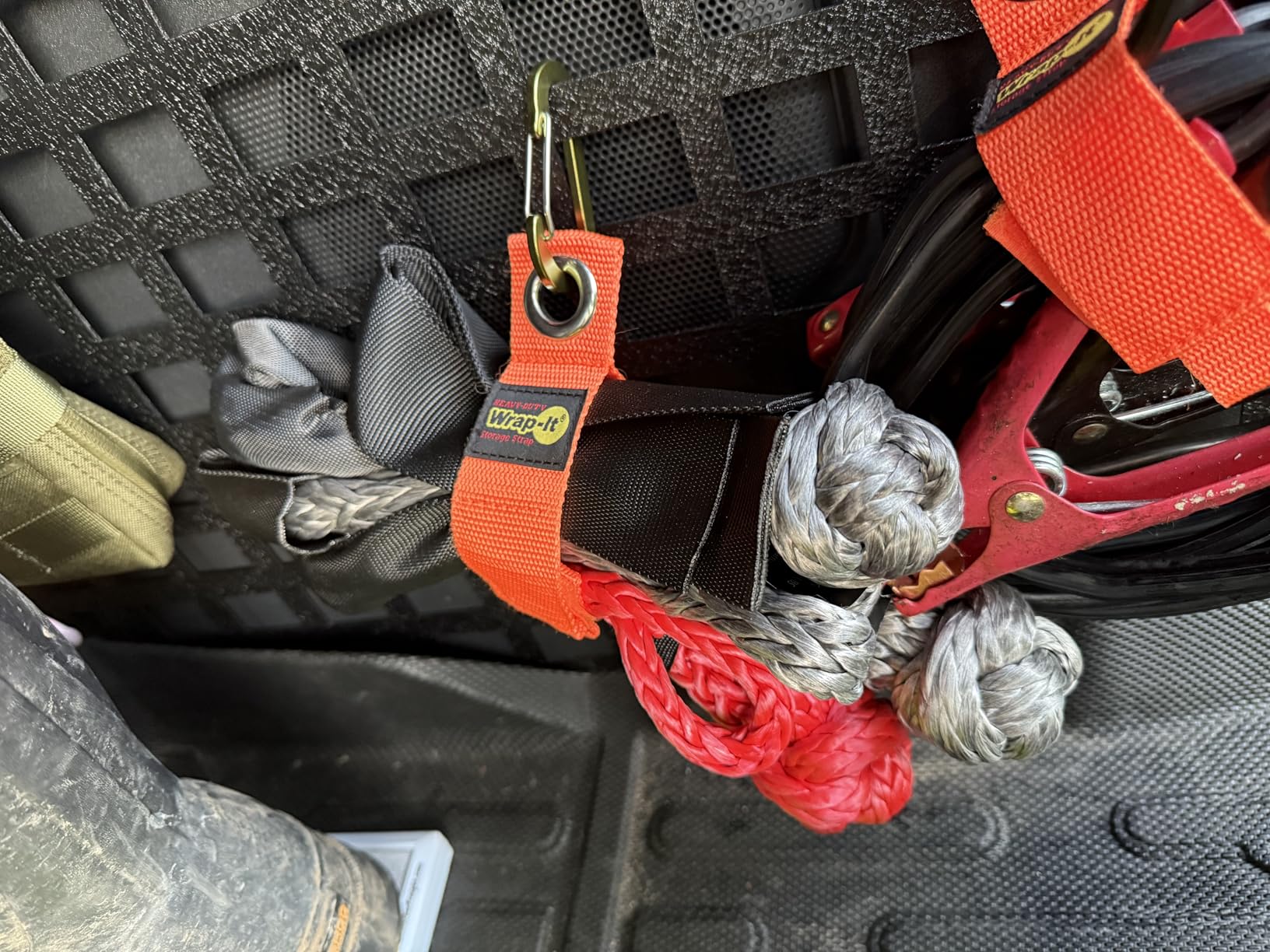 Ucreative 2Pcs Synthetic Soft Shackle 1/2 Inch x 22 Inch (56,000lbs Breaking Strength) with Extra Sleeves (Gray) customer photo 2