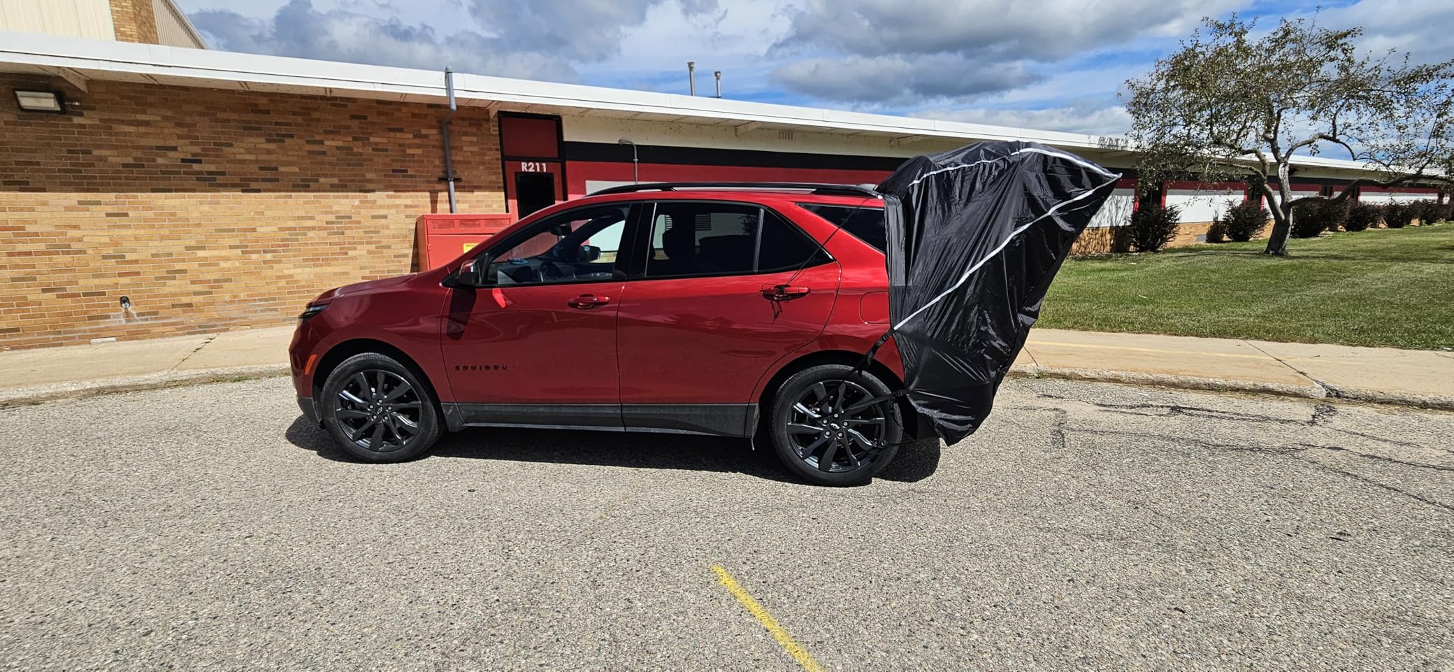 Hasika SUV Camping Tent Car Tailgate Shade Awning with Screen Net Waterproof 3000MM UPF 50+ Black (Small) customer photo 1