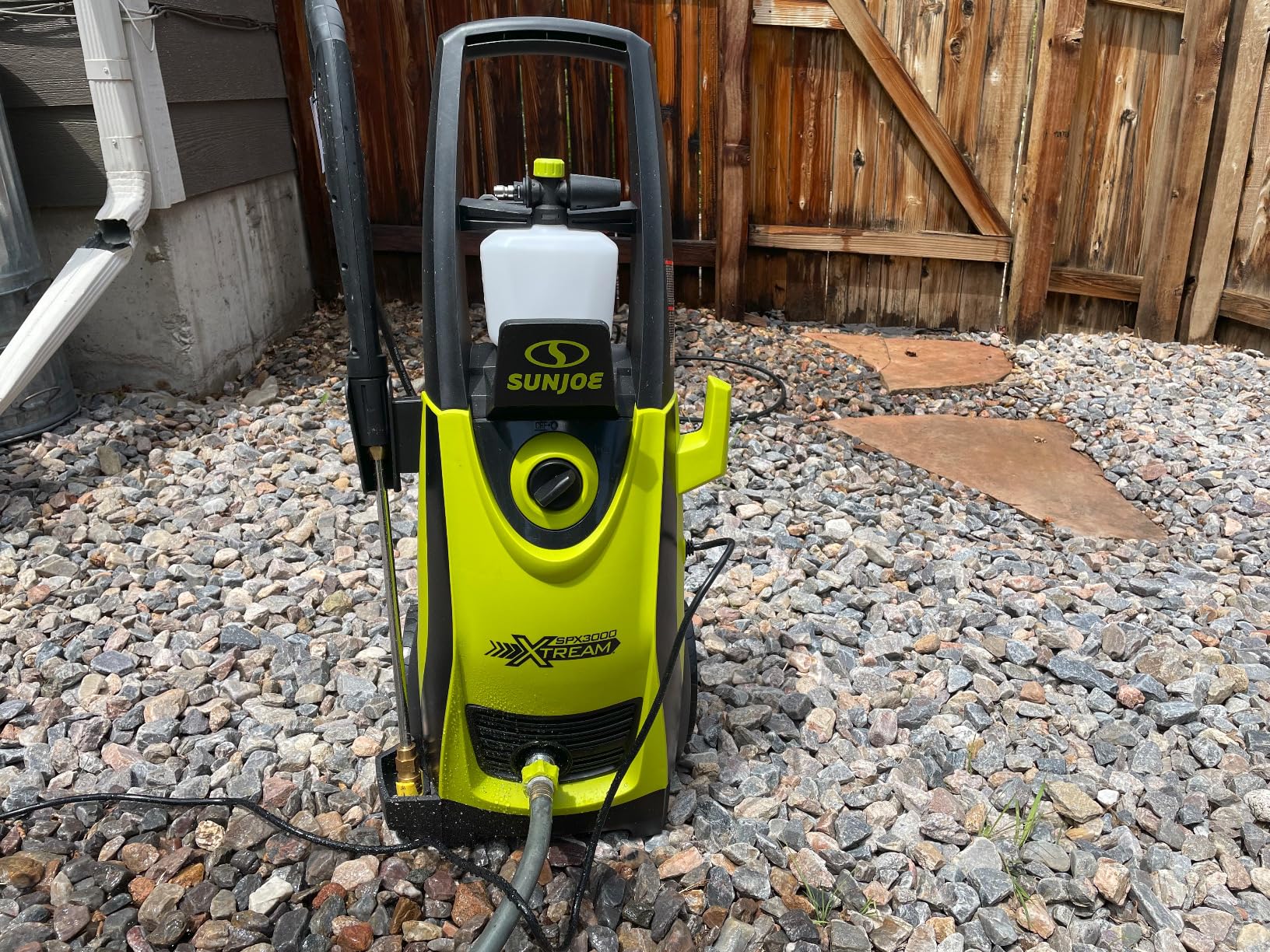 Sun Joe SPX3000-XT1 XTREAM 2,200 PSI Pressure Washer with 14.9A Motor, Includes 4 Quick-Connect Nozzles, High-Pressure Hose, Garden Hose Adapter, and 35-Foot Power Cord customer photo 1