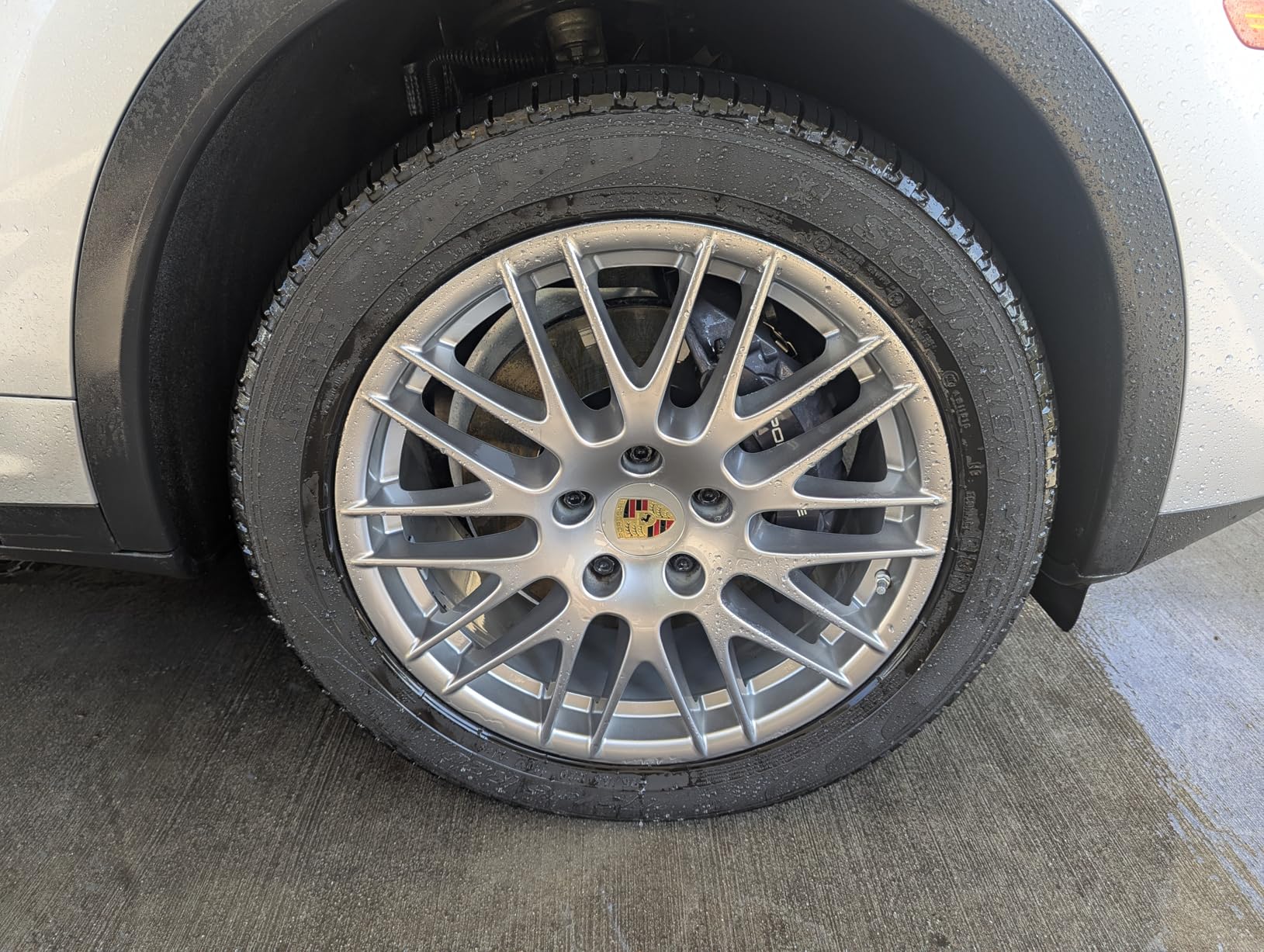 Koch Chemie Magic Wheel Cleaner - Powerful Rim and Rim Well Cleaner | Acid Free, Dissolves Iron Particles Using Visible Red Discoloration | Excellent Adhesion and Viscosity | 500ml customer photo 2