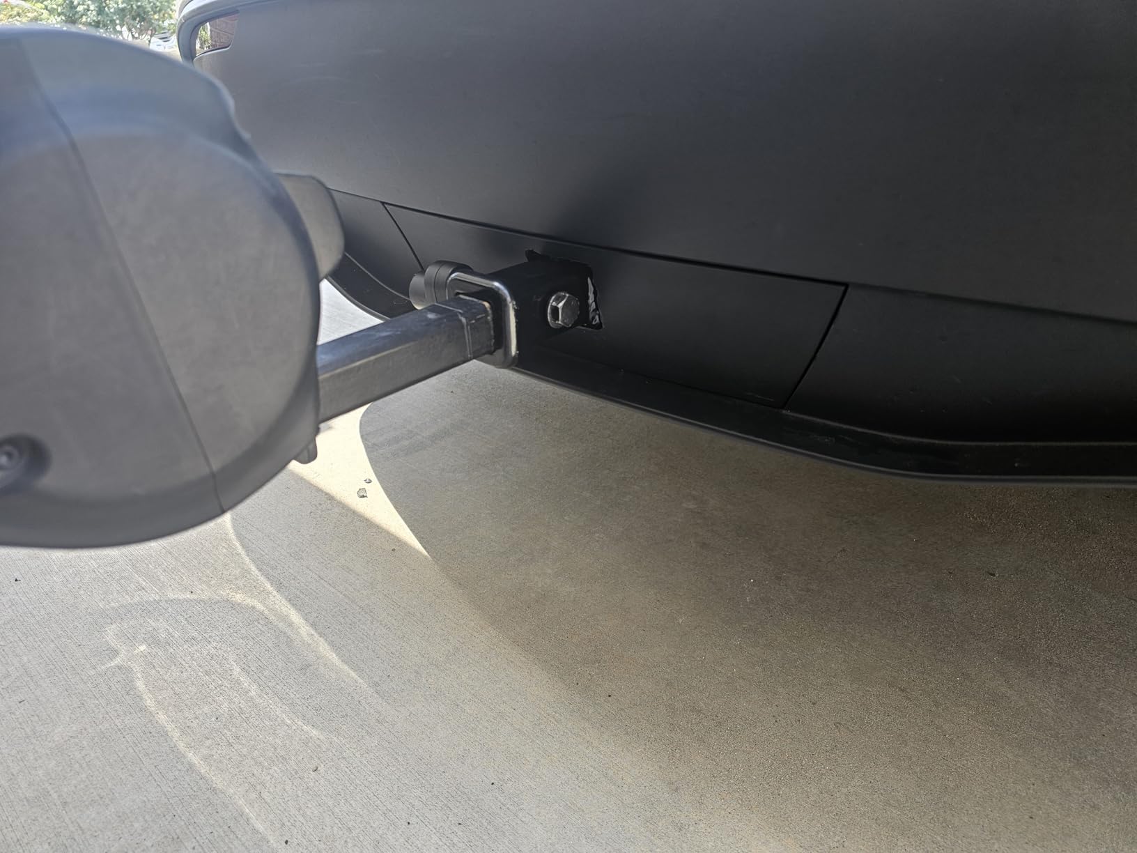 CURT 22323 Anti-Rattle Hitch Pin Shim Device, Fits 2-Inch Receiver, 5/8-In Hole customer photo 1