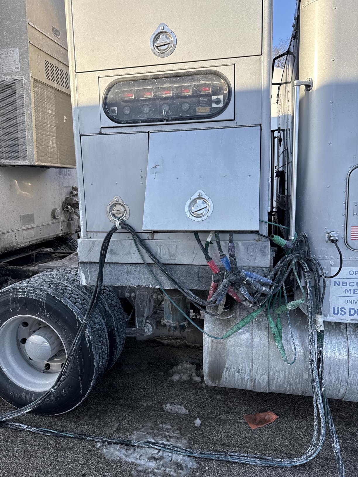 NOCO Boost X GBX155: 4250A UltraSafe Jump Starter - 12V Lithium Battery Booster Pack, Portable Jump Box, Power Bank & Jumper Cables - for 10.0L Gas and 8.0L Diesel Engines customer photo 2