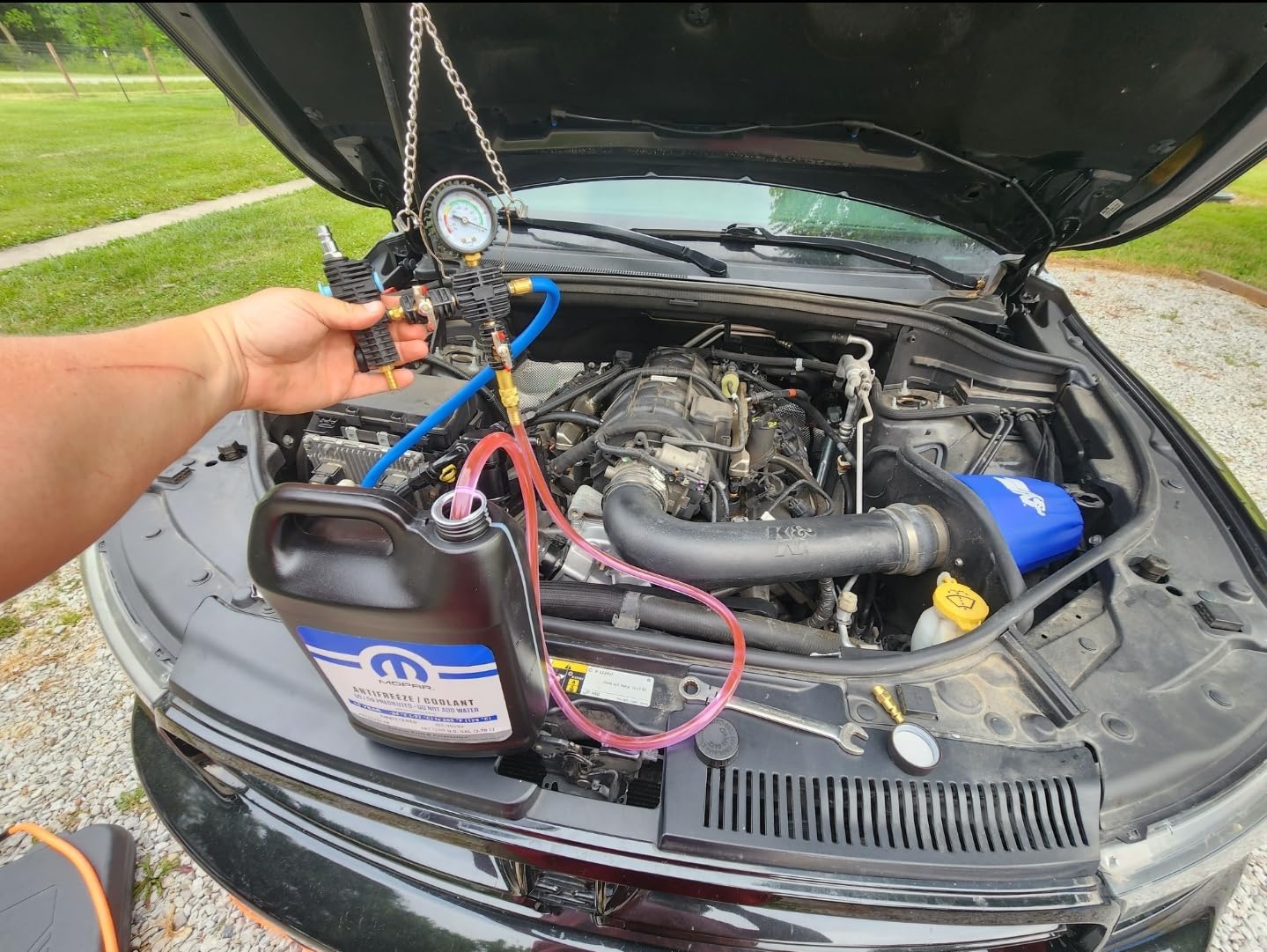 Mishimoto MMTL-CPT-28 Coolant Pressure Tester and Vacuum Refill Kit, 28-Piece Universal Fit customer photo 2