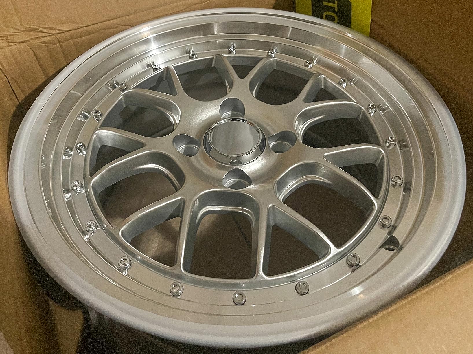 Circuit Performance CP27 15x7 Gloss Silver 4-100 [+35mm] Wheels Rims compatible with Acura Integra, Honda Civic, Mazda Miata customer photo 2