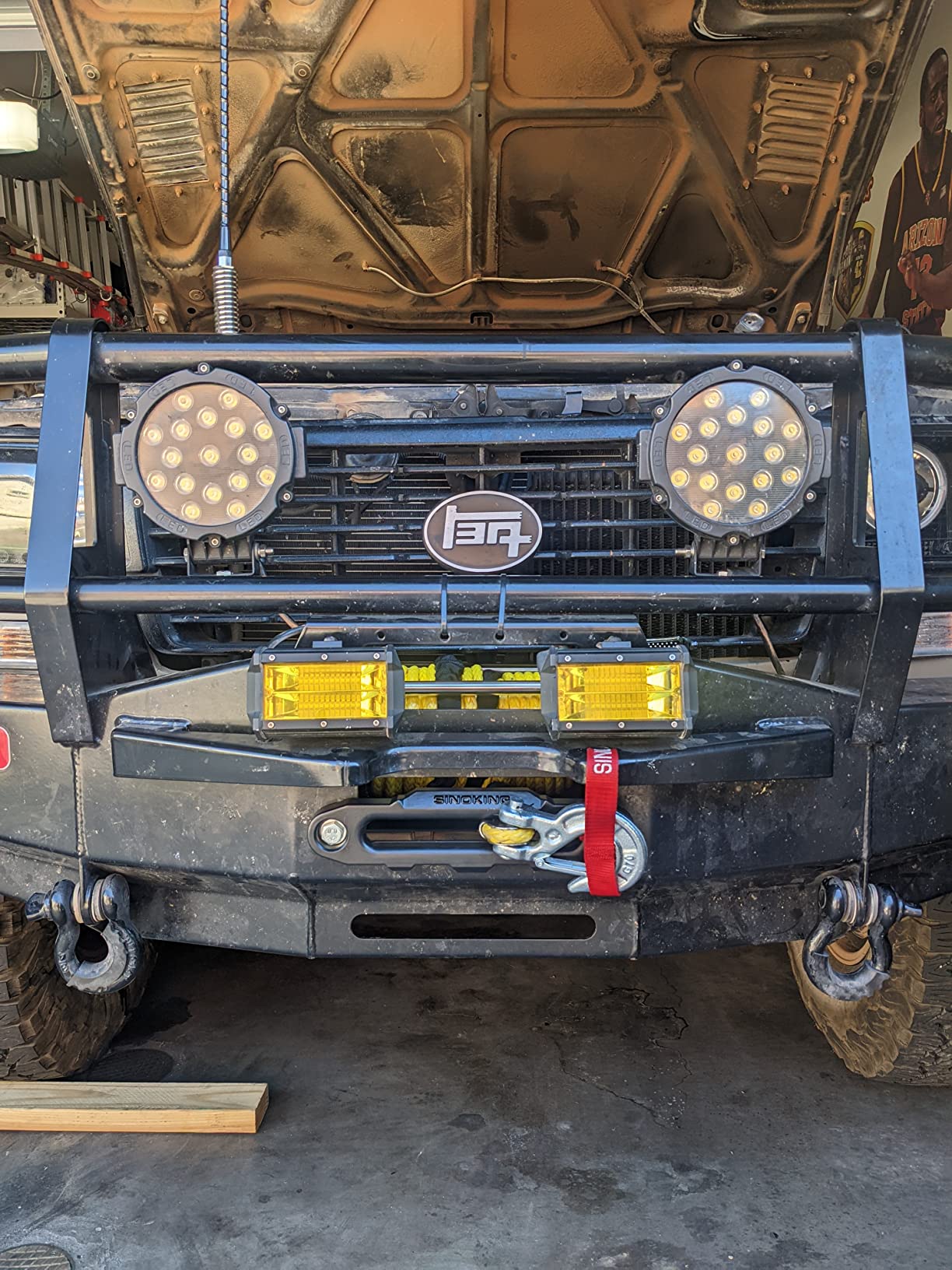 SINOKING 12V Electric Winch 12000 lb. Waterproof Synthetic Rope Offroad Winch with Wireless Remote Control for 4WD Vehicle customer photo 2