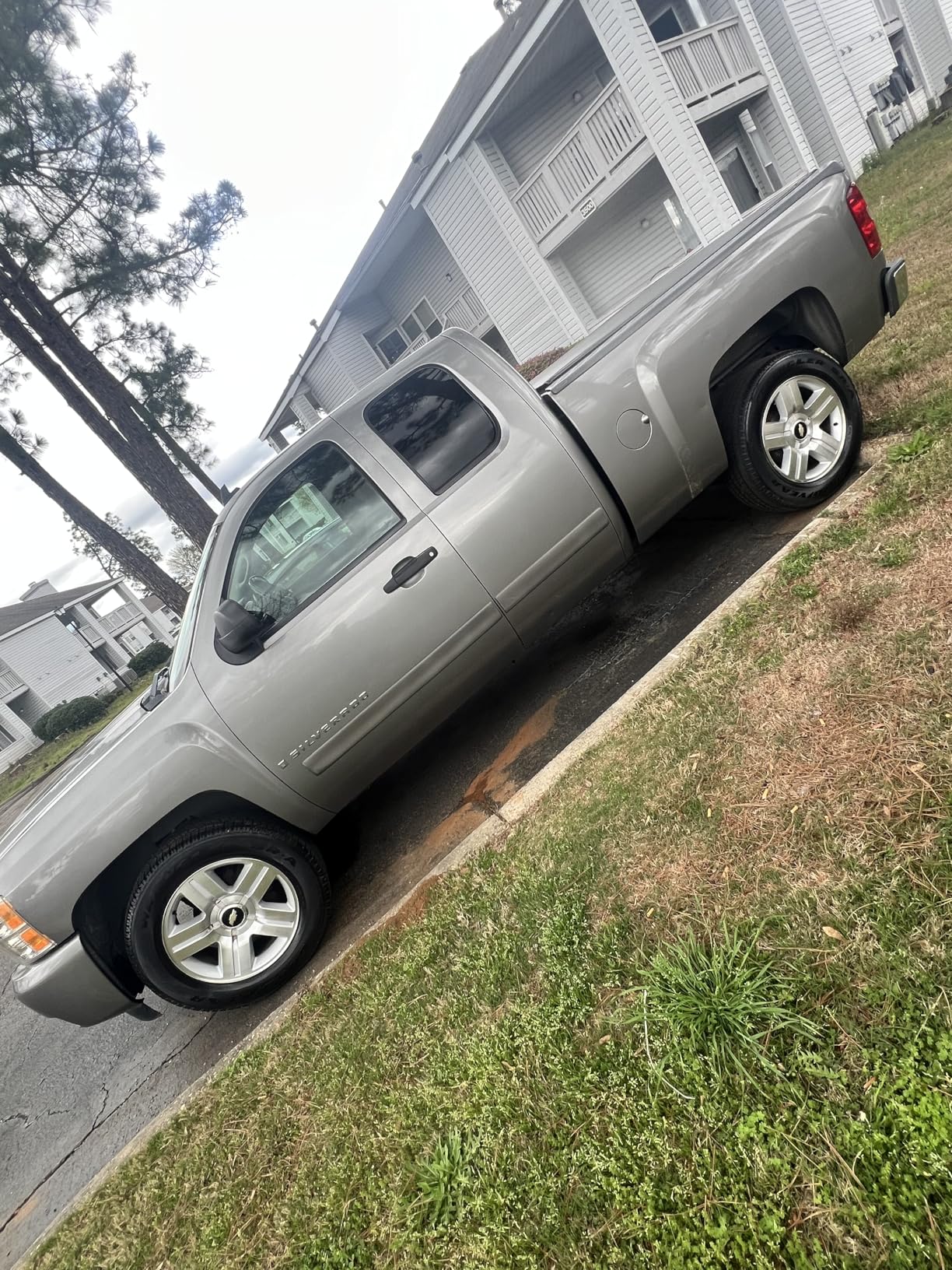 ExoForma Wet Tire Dressing Spray - Extremely High Shine Tire Dressing for That Wet Look - No Sling, Non-Greasy Silicone Formula with UV Protection - Easy to Apply, Minimal Cure Time - 16 fl oz customer photo 2