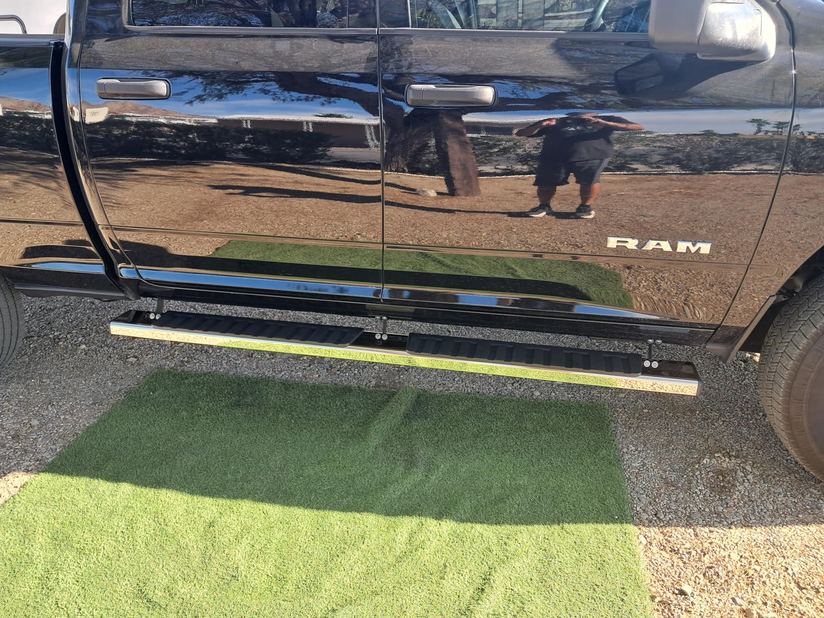 COMNOVA 6 Inches Running Boards Compatible with 2009-2018 Dodge Ram 1500 Crew Cab (Including 2019-2024 Classic), 2010-2026 Ram 2500 3500, Carbon Steel Side Steps customer photo 1
