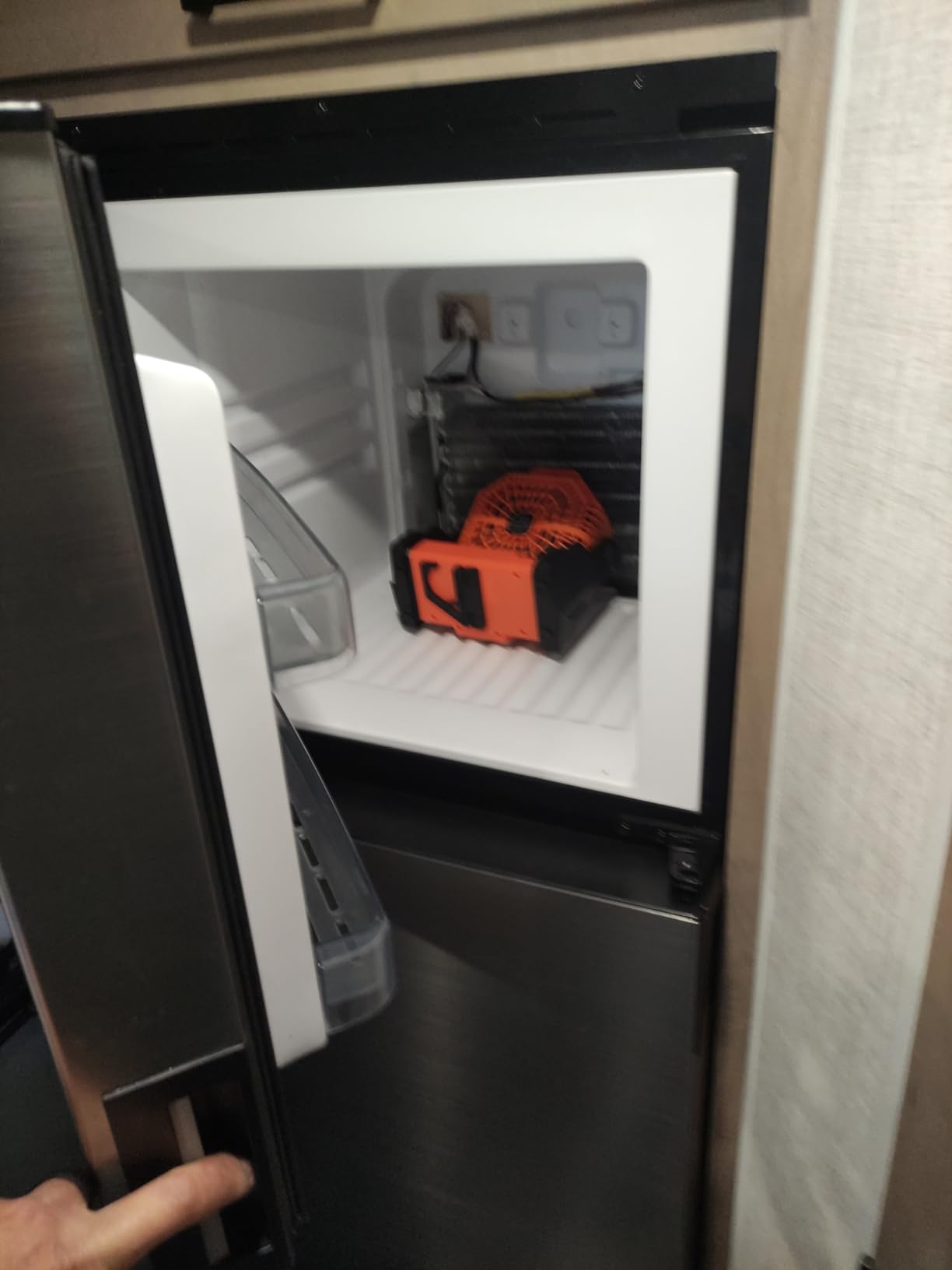 Dometic DMC4081CFRH RV Refrigerator - 8 cu.ft. Storage, 12VDC Compressor Cooling, Right Hinge customer photo 1