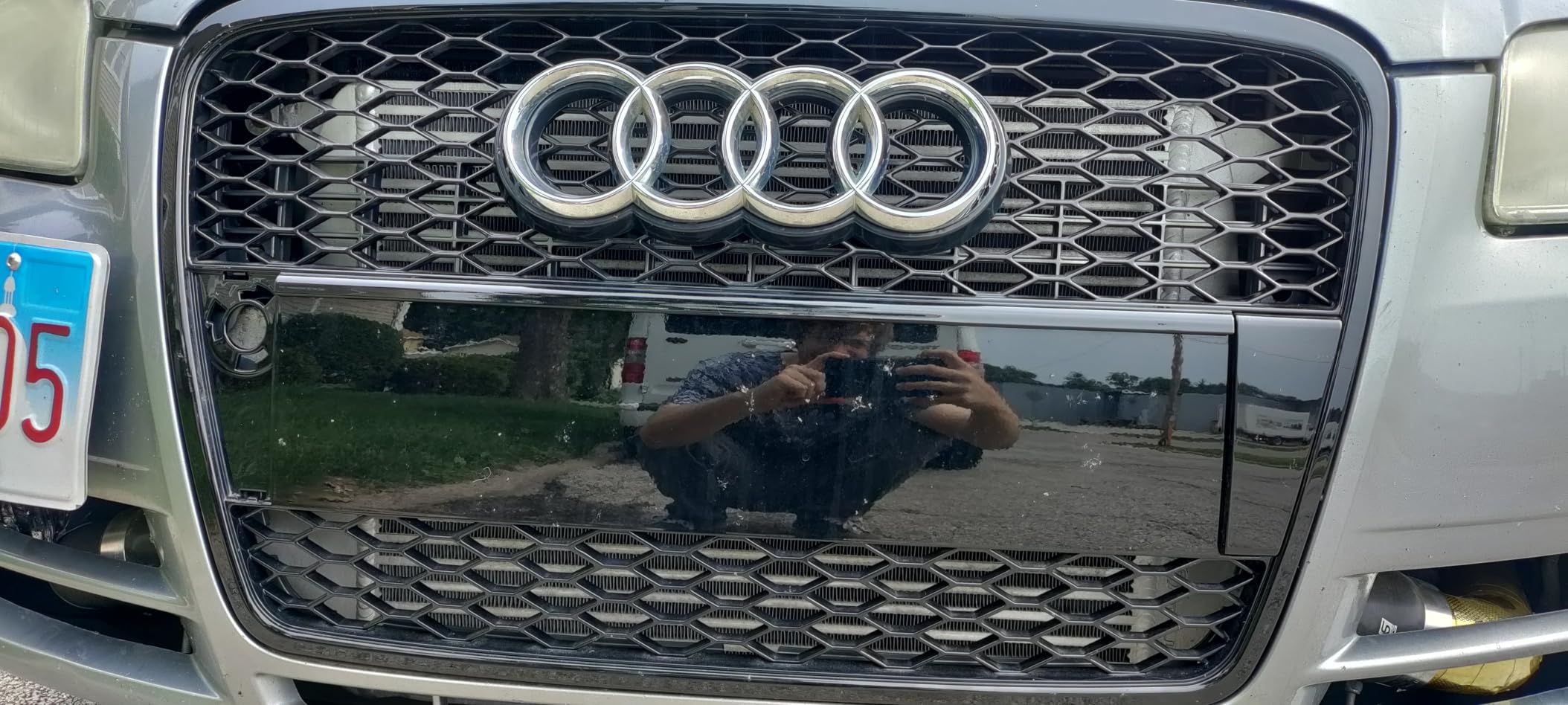 7422438853844 Compatible With 2005 2006-2008 Audi A4 B7 Matte Black RS-Honeycomb Mesh Front Bumper Grill Grille With Emblem Base customer photo 2