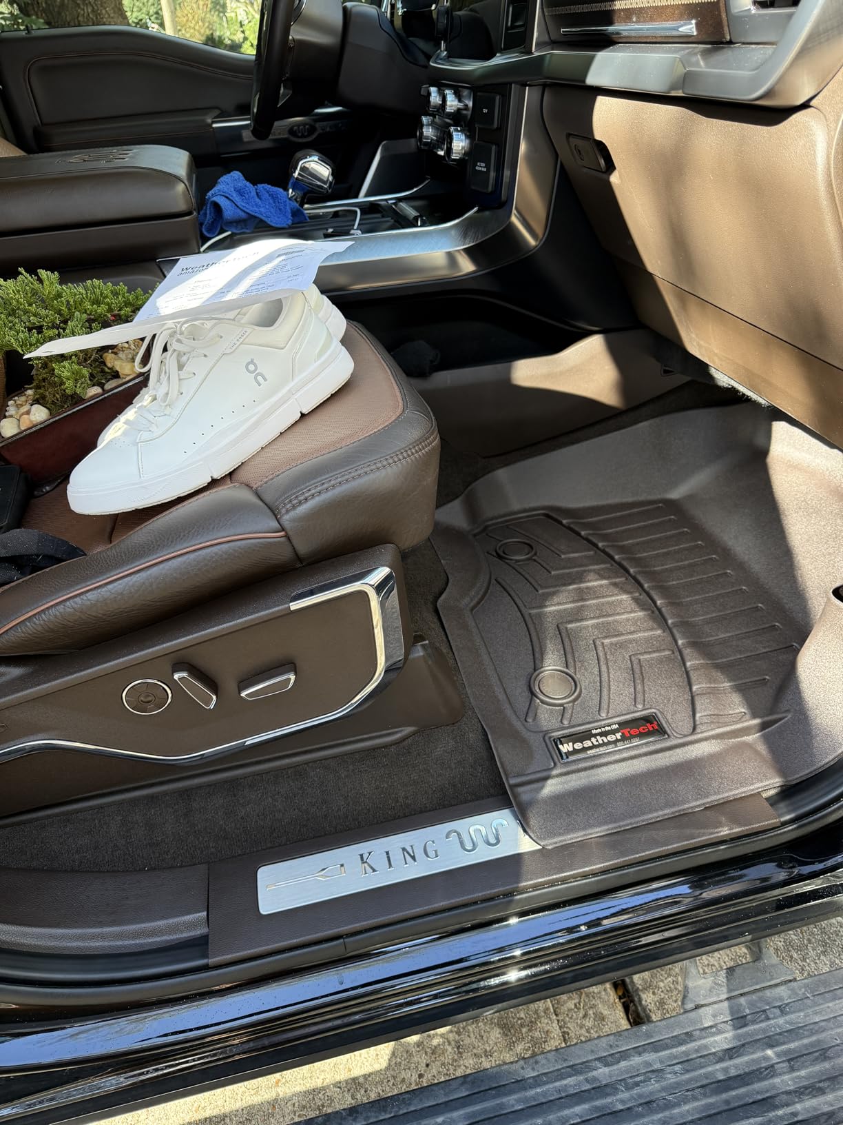 WeatherTech Custom Fit FloorLiners for Ford F-150 Raptor, F-150, F-150 Lightning - 1st & 2nd Row (44697-1-6), Black customer photo 1