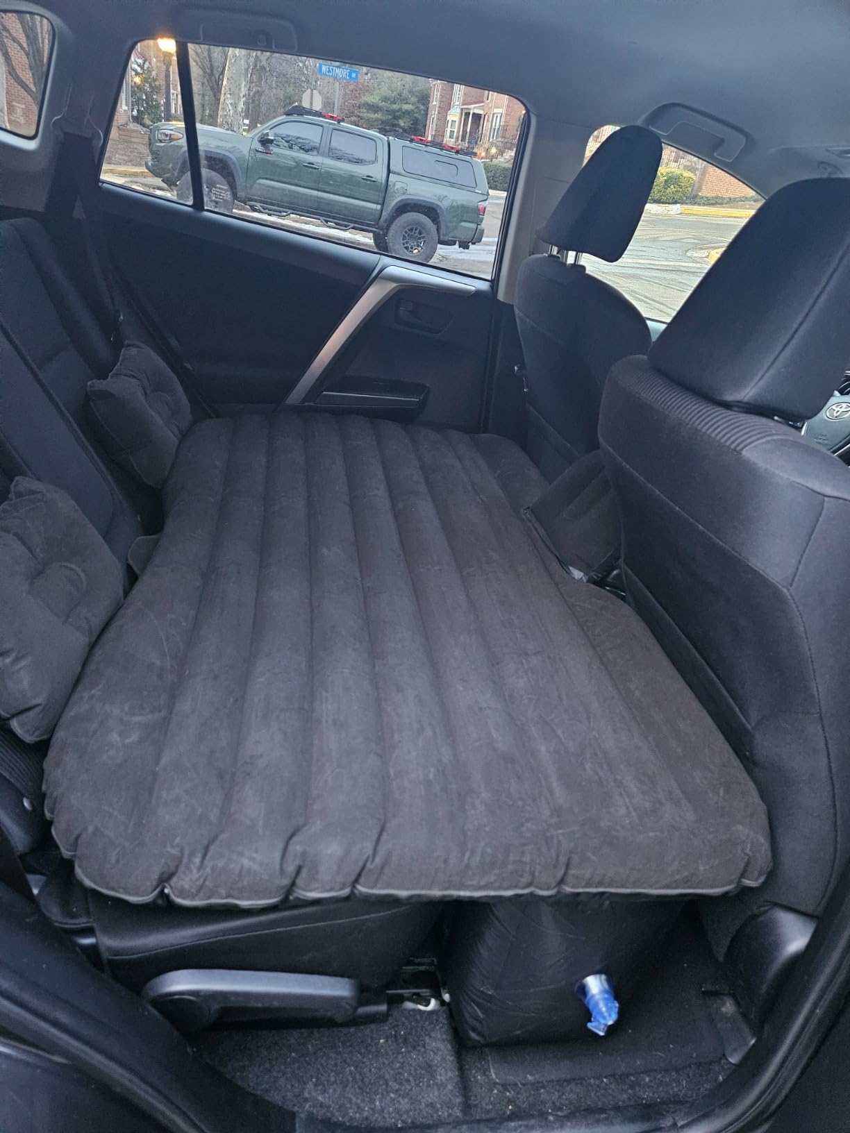Car Bed - Camping Mattress for Car - Portable Travel Sleeping Bed Inflatable Mattress - Air Bed for Car Universal SUV Extended Air Couch with Two Air Pillows - Black customer photo 2