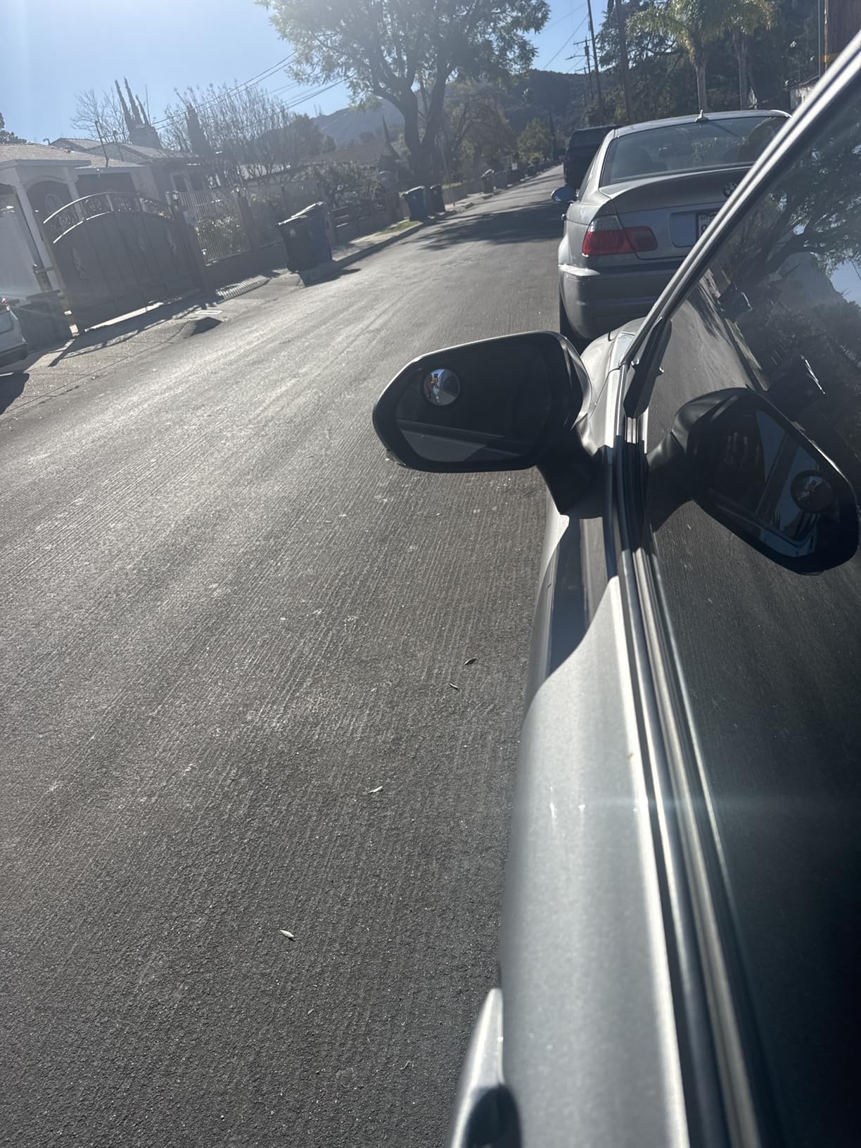 LivTee 2PCS Round Blind Spot Mirror, HD Glass and ABS Housing Convex Wide Angle Rearview Mirror with Adjustable Stick for Universal Car, Black customer photo 2