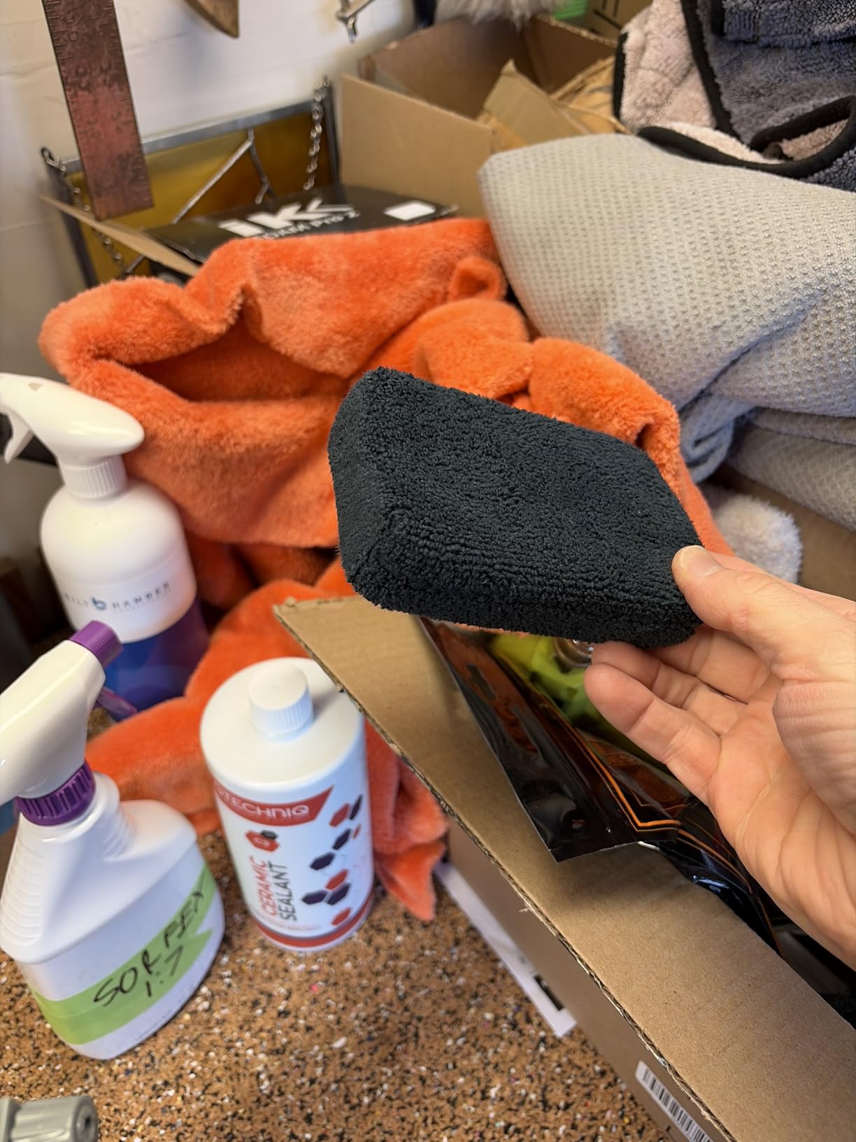 The Rag Company - The Pearl Microfiber Detailing Applicator Sponges (6-Pack) Versatile Detailing Tool, Excellent for Applying Wax, Sealants, Coatings and Other Automotive Products, 3in x 5in, Orange customer photo 1