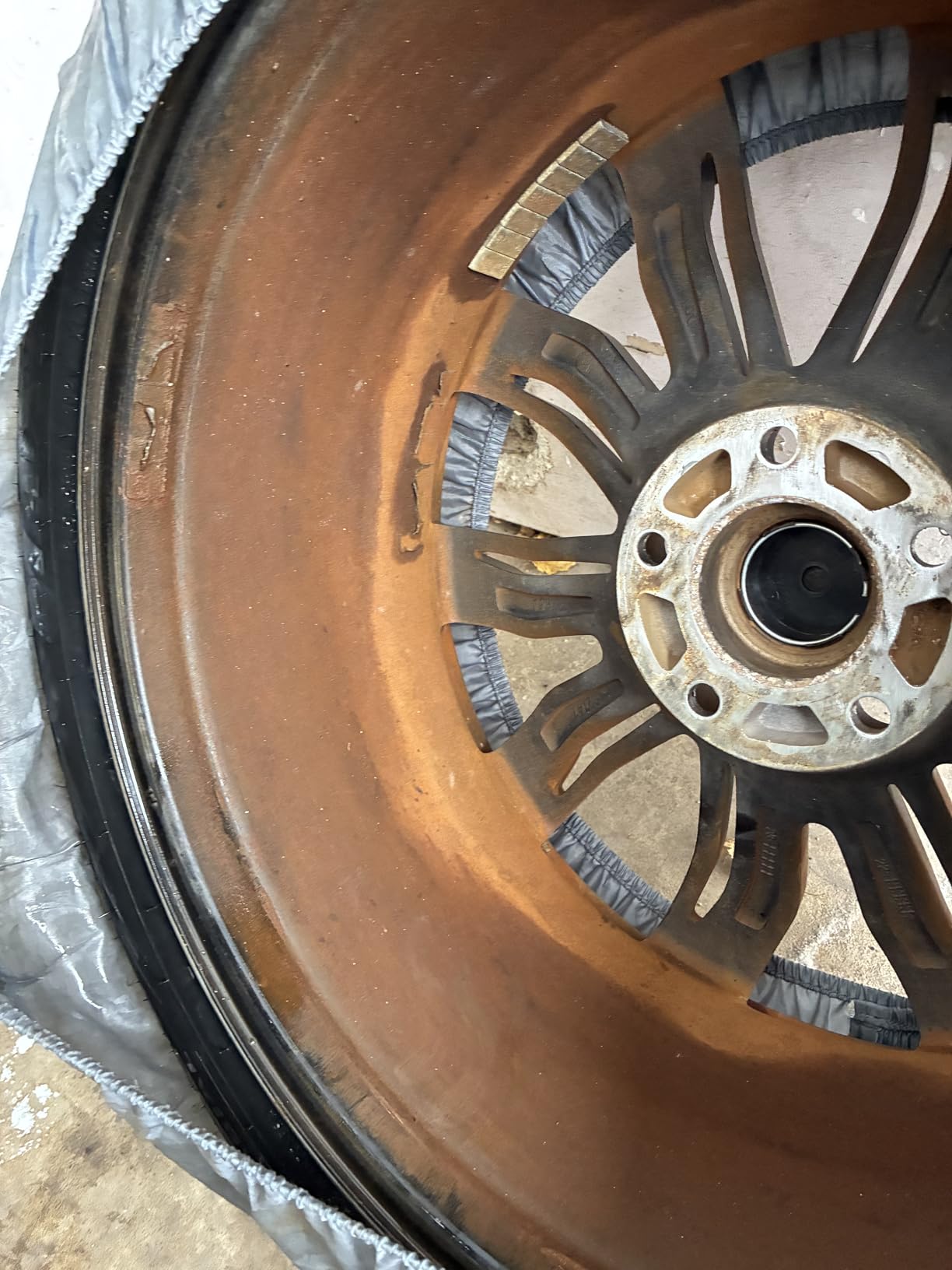 Turtle Wax 53759 Hybrid Solutions All Wheel Cleaner and Iron Remover, Rapid Removal of Surface Contaminants, Brake Dust and Rust, Safe for All Vehicle Paint, Low Odor Formula, 23 Oz. (Pack of 1) customer photo 2