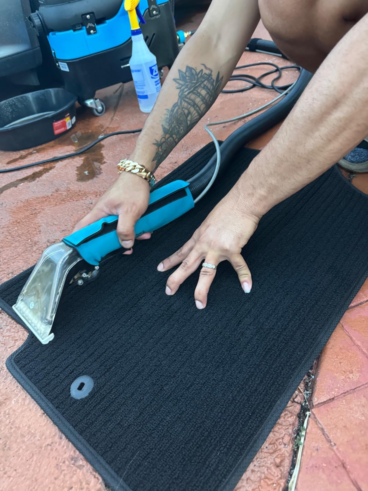 Mytee S300-H Tempo Heated Spotter - 1 Gallon Unit - Heated Carpet Extractor - Interior Carpet Maintenance customer photo 1