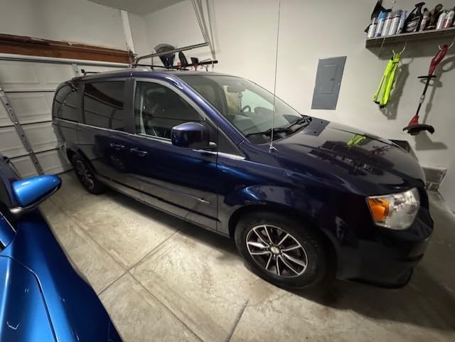 Turtle Wax Hybrid Solutions Pure Wash, pH Neutral Extreme Foaming Car Wash Soap, Bucket or Foam Cannon Application, Won't Strip Waxes or Coatings, Clay Bar Lubricant, Spot-Free Clean, 64 fl oz customer photo 1