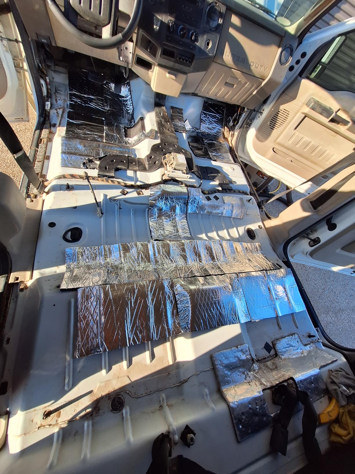 GOSCHE 394 mil 16 sqft Sound Deadener for Car, 10mm Thick Sound Deadening Mat Materials with Audio Noise Insulation and Vibration Dampening 9.8 x 15.7 inches (15-Piece) customer photo 1