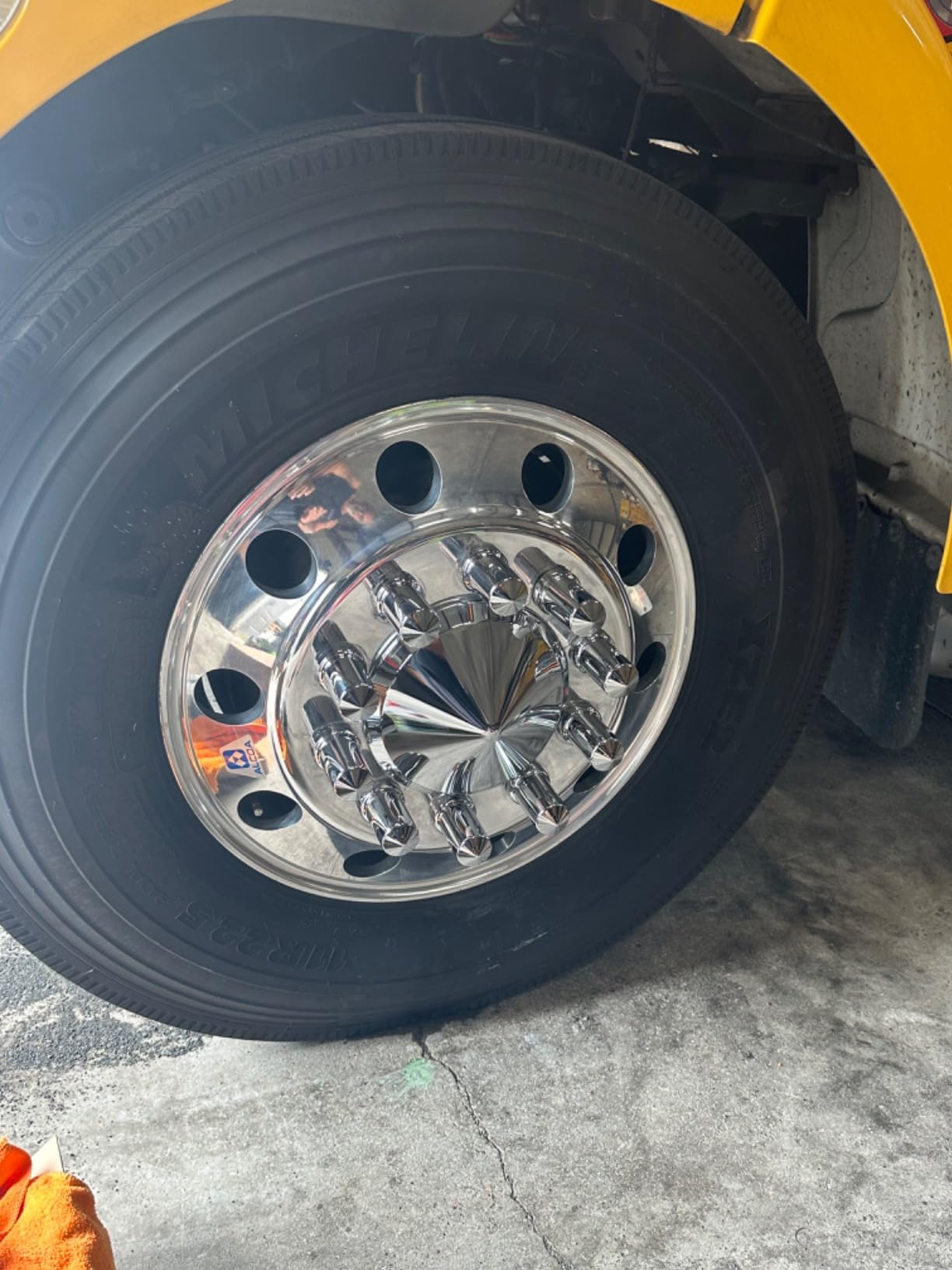 33mm Chrome ABS Plastic Lug Nut Covers Caps with Flange Push on Bullet for Semi Truck (20) customer photo 2