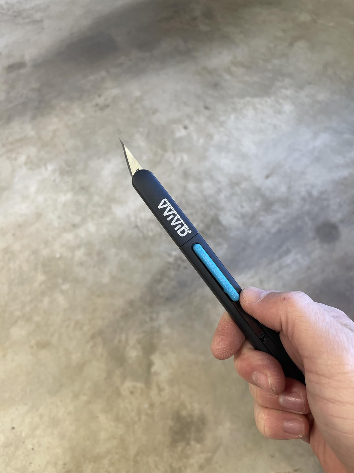 VViViD Precision Gliding Automotive Vinyl Wrapping Knife, Retractable, Safety locking, 5 Replacement Blades customer photo 2