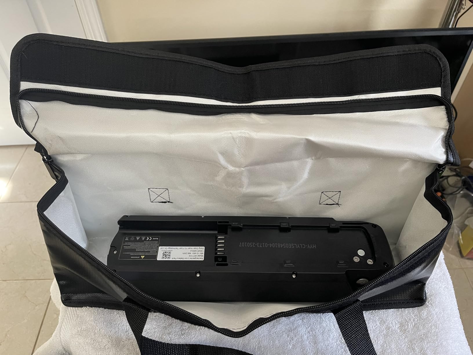 FLASLD E-Bike Battery Safe Bag Explosionproof - Large Capacity Fireproof Lipo Bag for Ebike Battery Charging and Storage (19.3 x 4.3 x 7in) customer photo 1