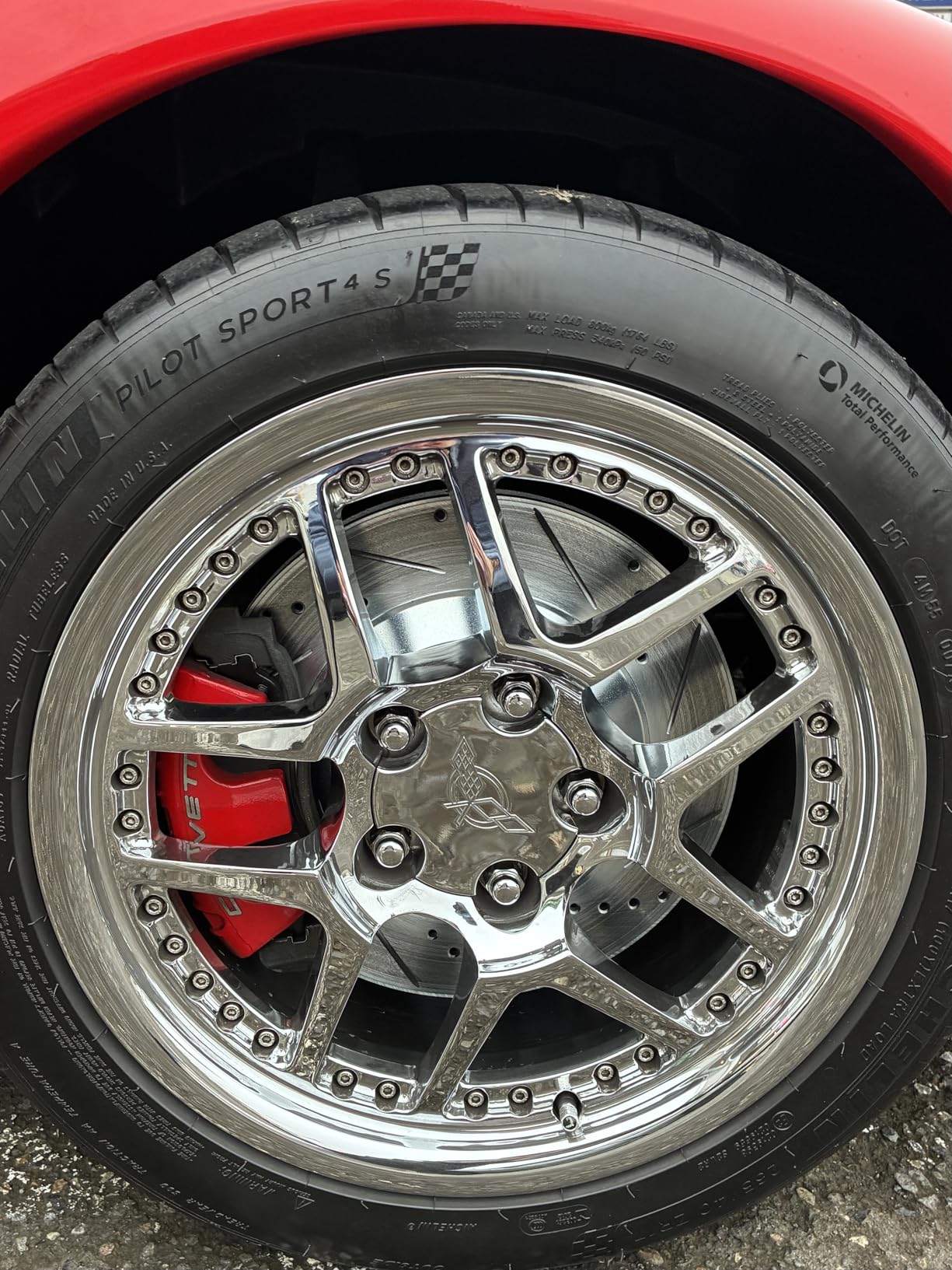 ExoForma Bendable Brush Set - Unique Adjustable 2-Piece Wheel Brush Set Cleans Behind Wheels - Tough Yet Gentle Wool Fiber + No-Scratch Rubber Tip Safe for All Wheel Types - Comfy Ergonomic Grip customer photo 1