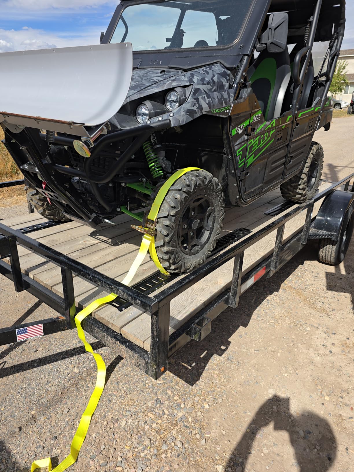 Trekassy E Track Rails Tie-Down Kit -12 Pieces: 4 Pack 5ft Etrack Rails, 4 E-Track Straps and 4 O-Rings for Trucks, Vans, Garages, Trailers Tie Down System customer photo 1