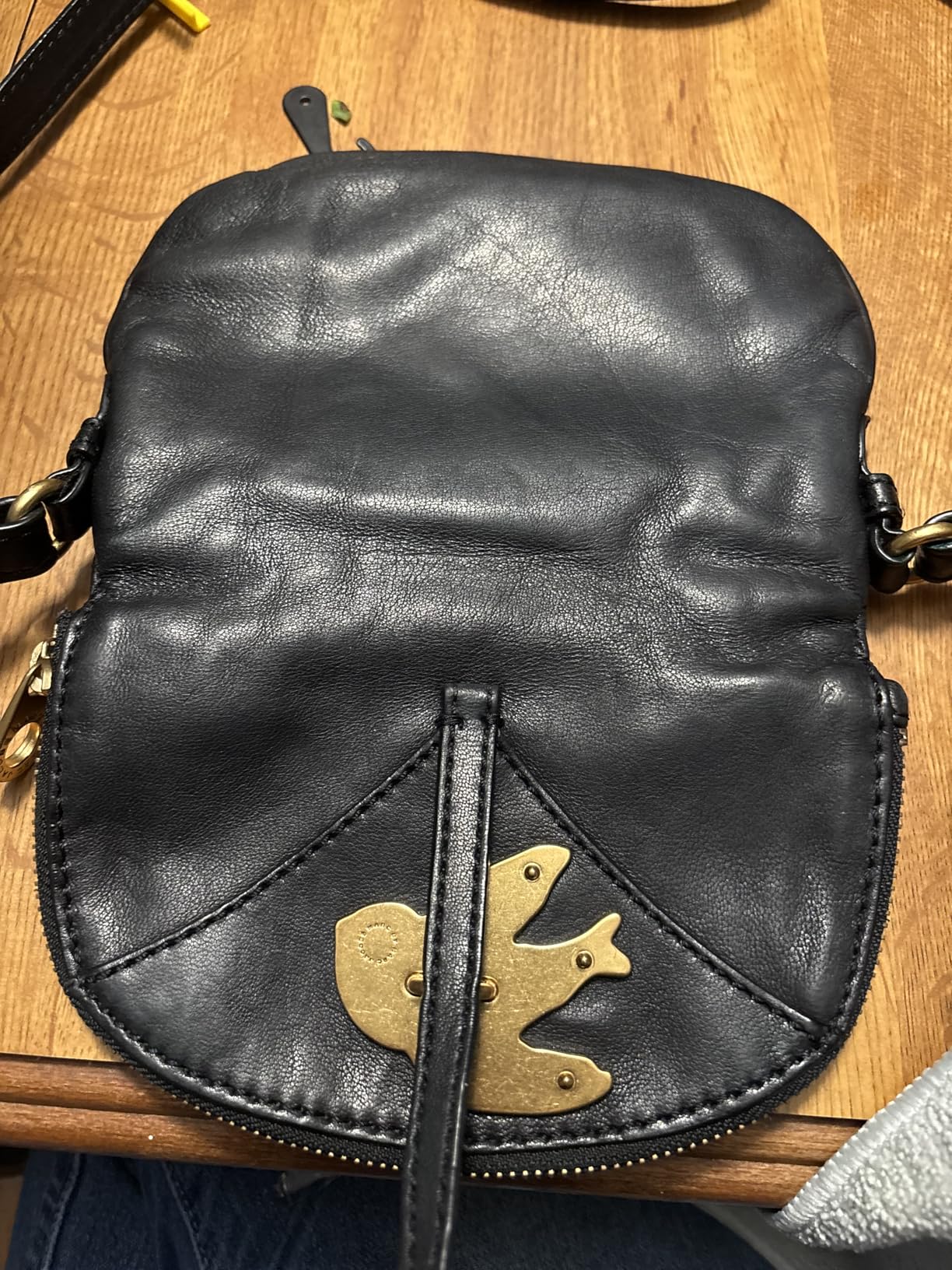 Leather Honey Complete Leather Care Kit: Cleaner, Conditioner, 2 Cloths. Non-Toxic Leather Care Made in The USA Since 1968. Restore Couches, Car Seats & Interior, Jackets, Shoes & Bags. for Any Color customer photo 1