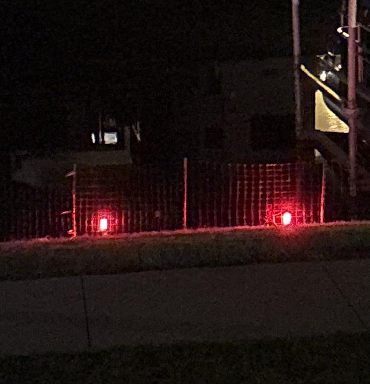 XTREME STP LED Road Flares, 3 Alert Lighting Modes: Flashing Red, Solid Red & White Flashlight, Emergency Flares for Vehicles, Visible From Up To A Mile, Foldable Stand/Built-In Magnet Sticks To Car customer photo 1