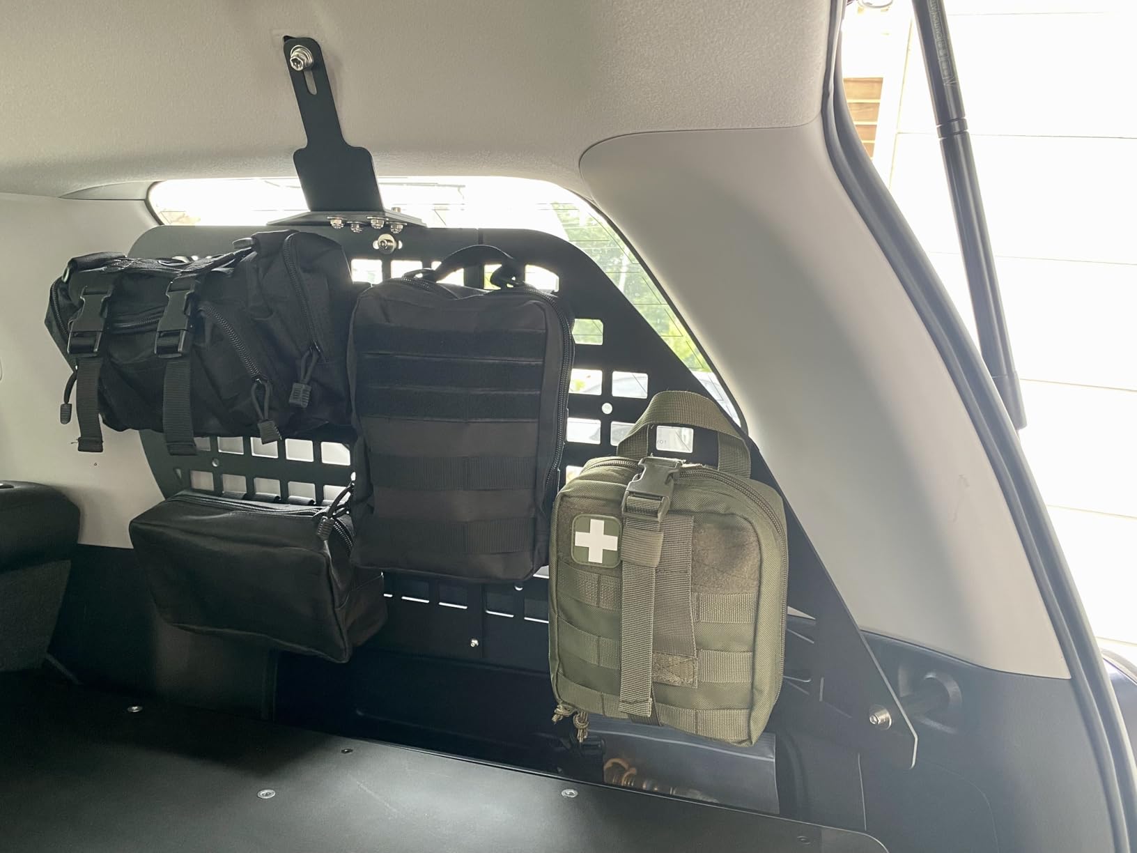MAIKER Rear Window Molle Panel Modular Storage Panel System with 4 Storage Bag and 10 Fastening Tape for Toyota 4Runner 2010-2023 customer photo 1
