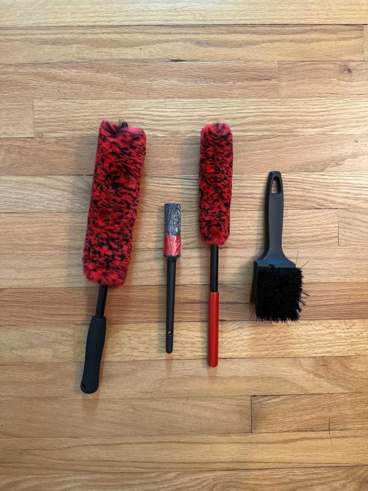 Professional 4 Pack Long Handle Wheel Brush Kit for Cleaning Wheel and Tire- 2X Soft Wheel Cleaning Brush, Detailing Brush and Stiff Tire Brush, Bendable & Durable Wheel Rim Cleaner Brush Set customer photo 2